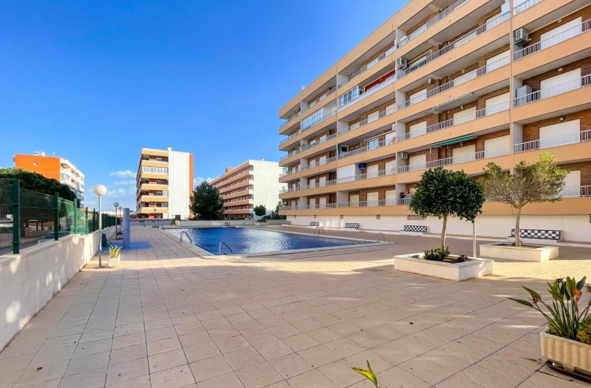 Resale - Apartment - Orihuela Costa - Playa Flamenca