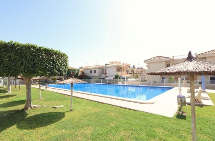 Resale - Apartment - Orihuela Costa - Playa Flamenca