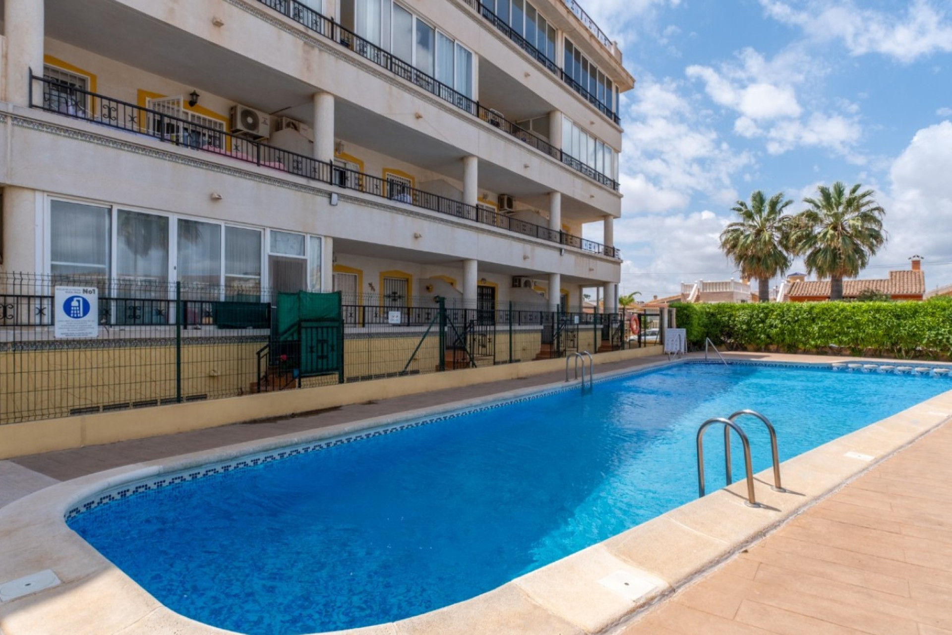 Resale - Apartment - Orihuela Costa - Playa Flamenca
