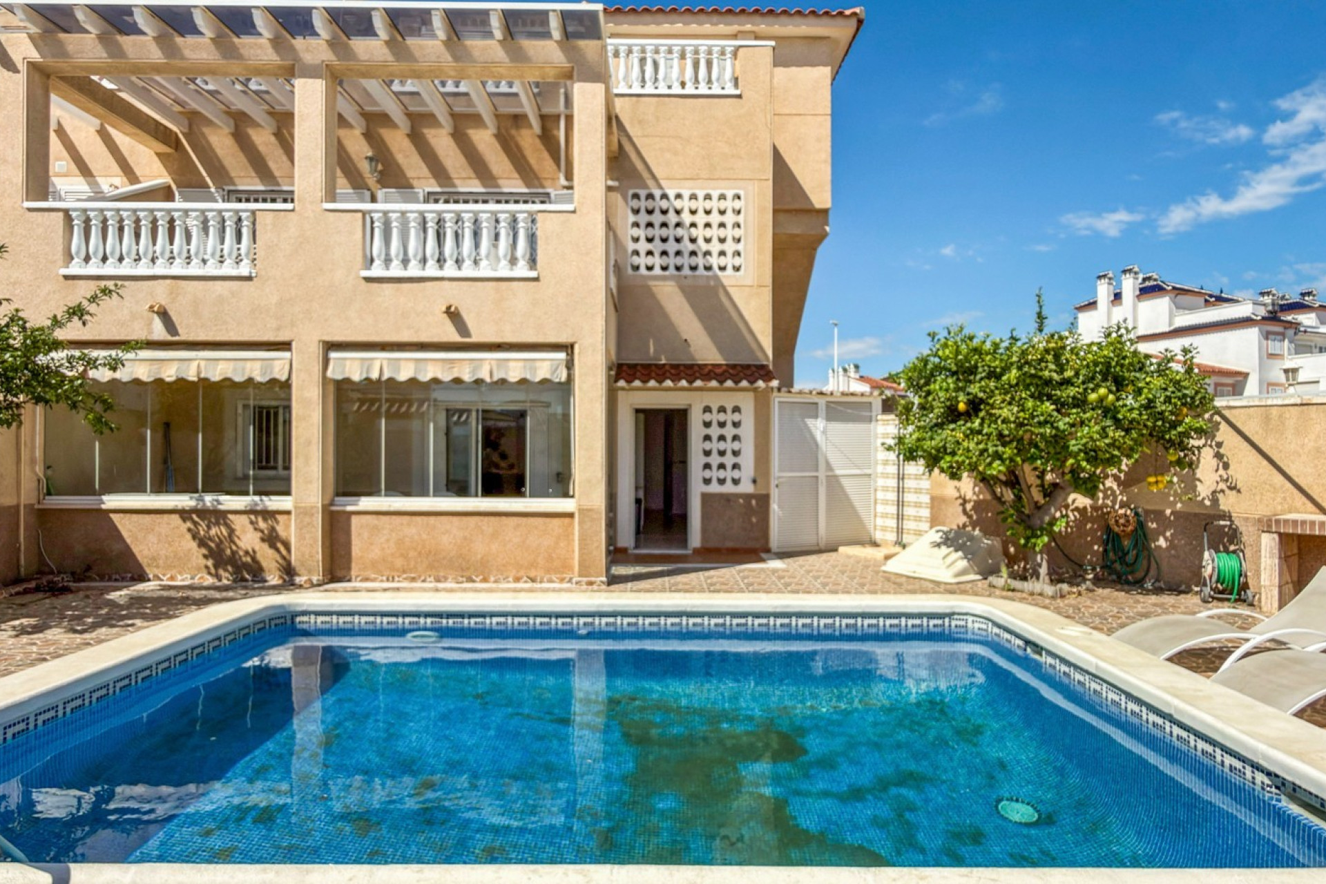 Resale - Apartment - Orihuela Costa - Playa Flamenca