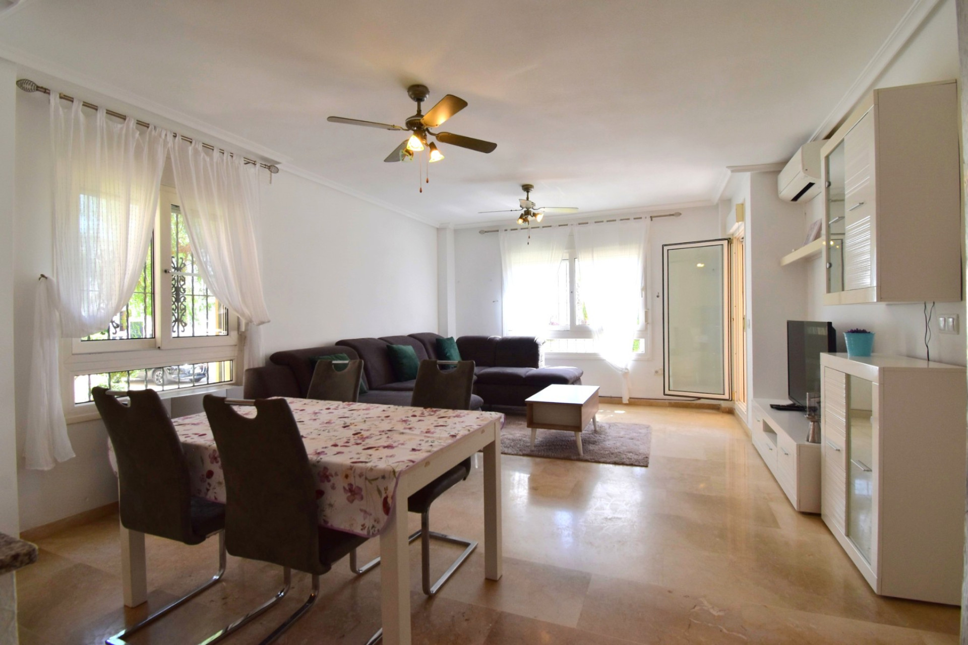 Resale - Apartment - Orihuela Costa - Playa Flamenca