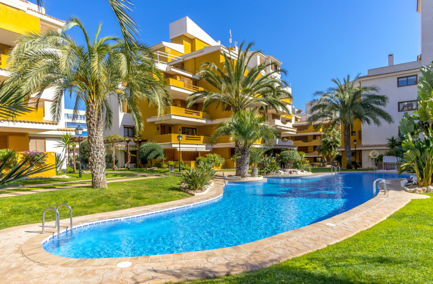 Resale - Apartment - Orihuela Costa - Punta Prima