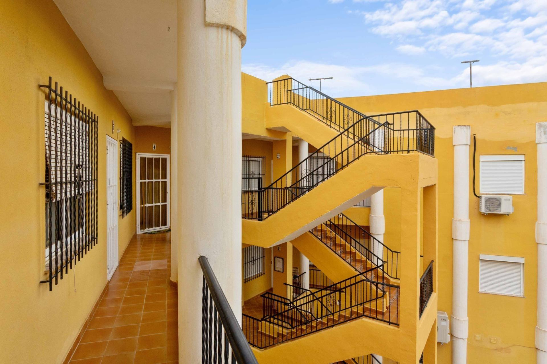 Resale - Apartment - Orihuela Costa - Villamartín-Las Filipinas