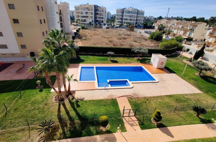 Resale - Apartment - Orihuela Costa - Villamartin