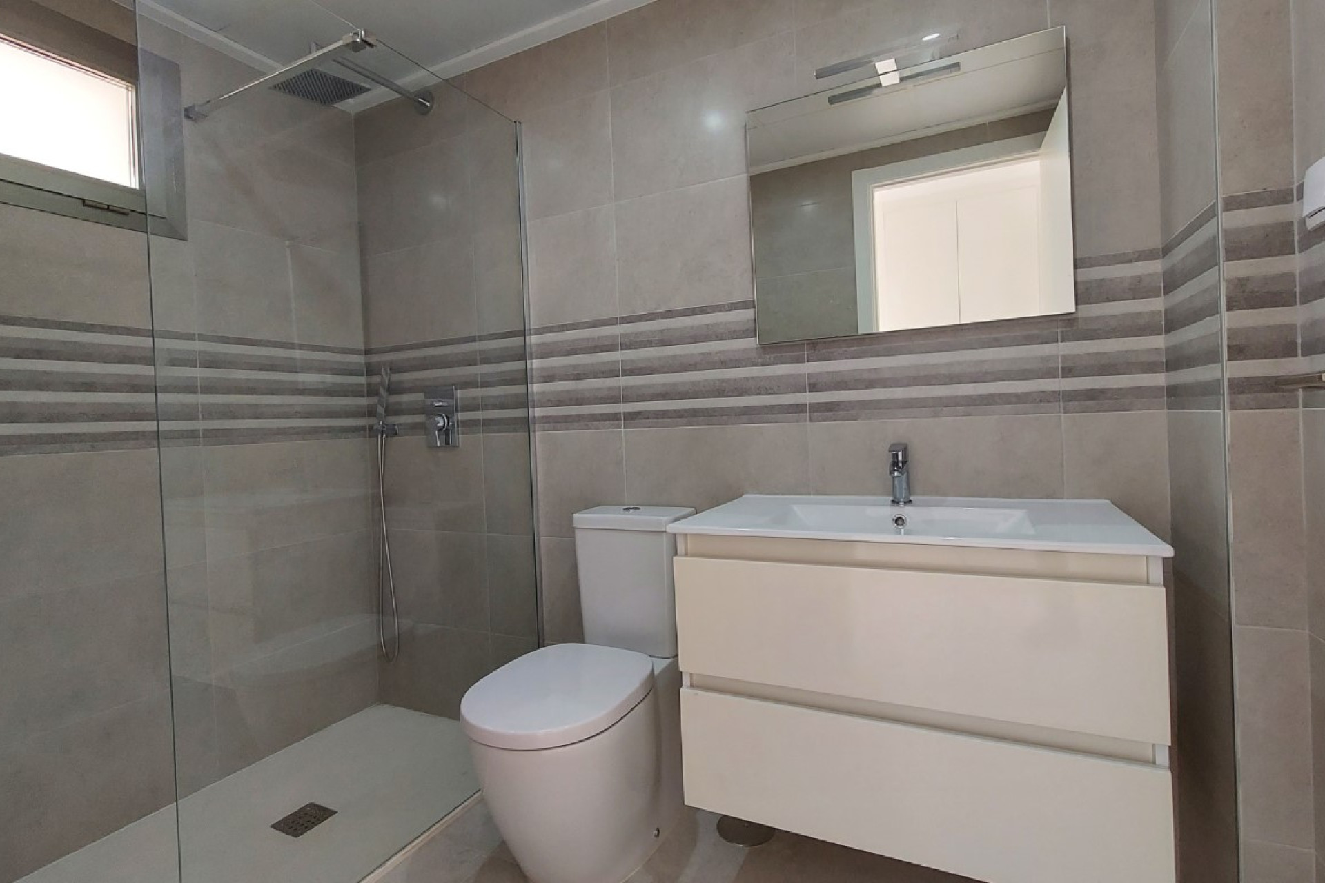 Resale - Apartment - Orihuela Costa - Villamartin