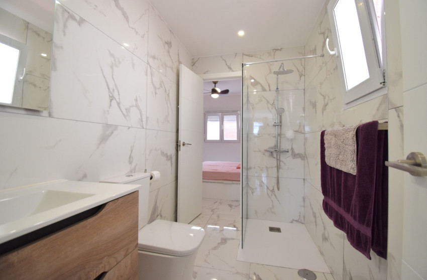 Resale - Apartment - Orihuela Costa - Villamartin