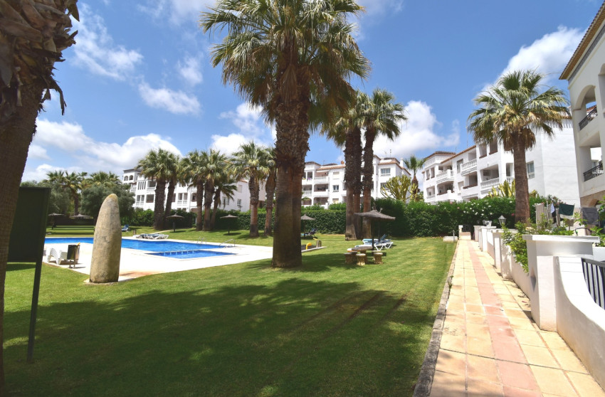 Resale - Apartment - Orihuela Costa - Villamartin