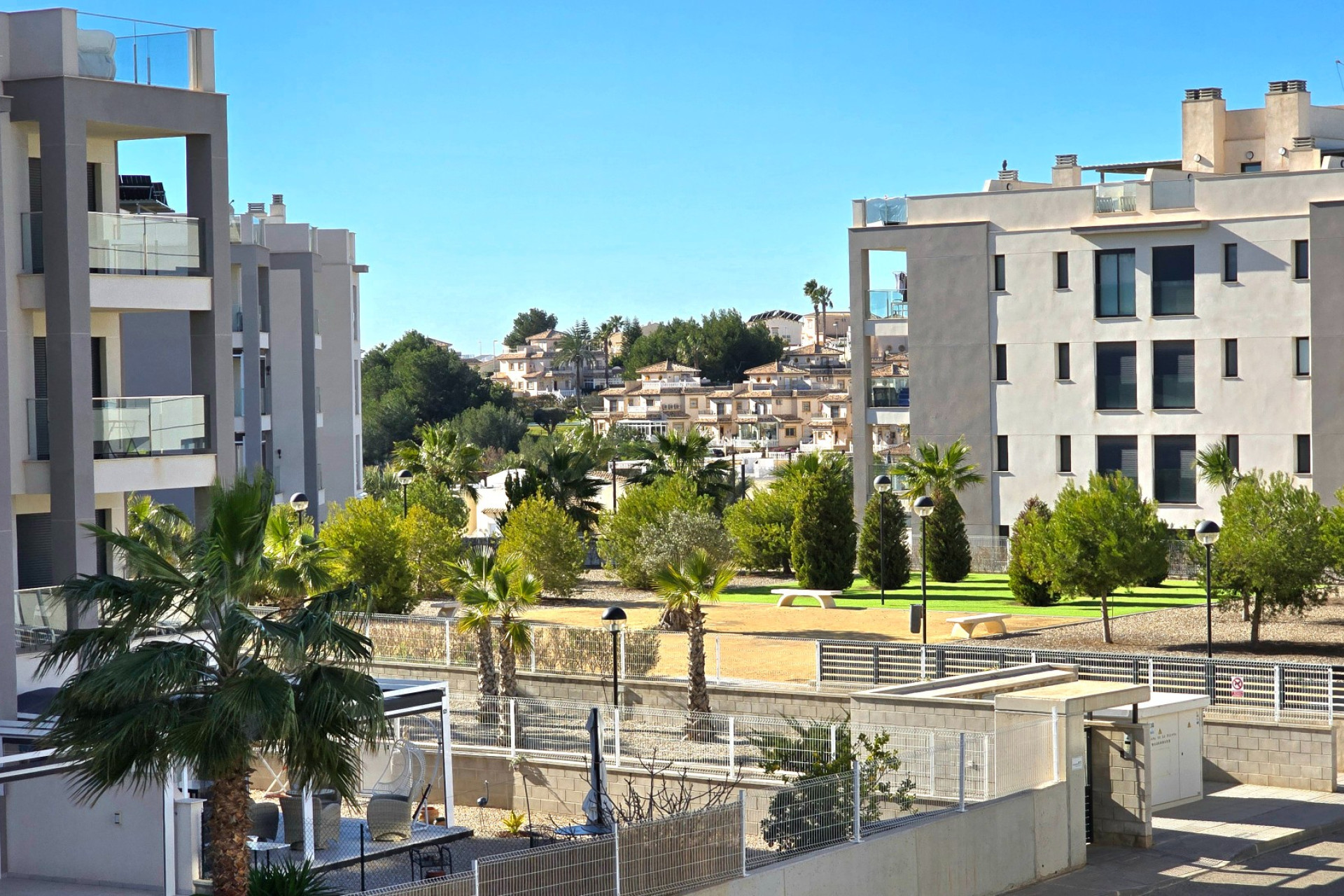 Resale - Apartment - Orihuela Costa - Villamartin