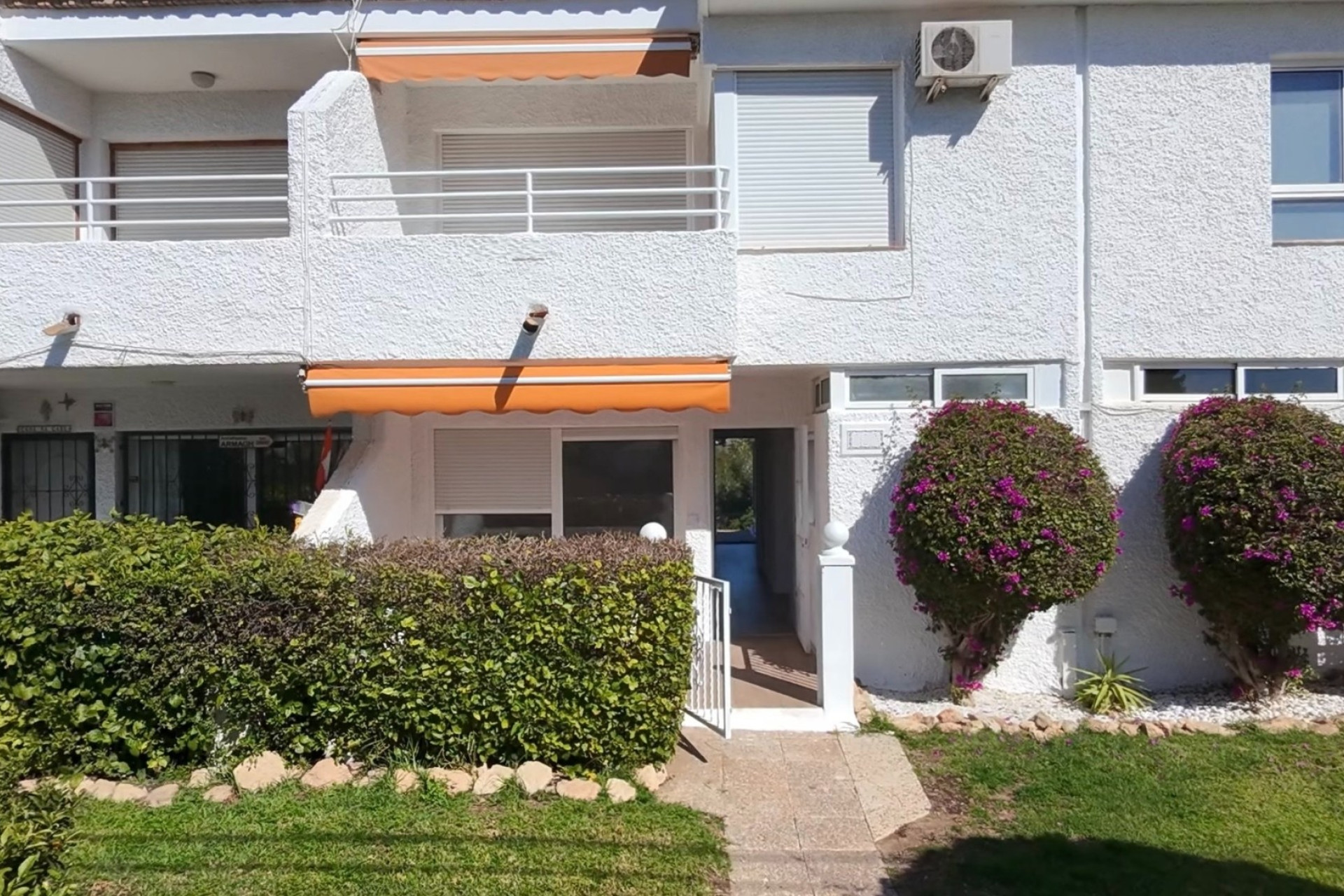 Resale - Apartment - Orihuela Costa - Villamartin
