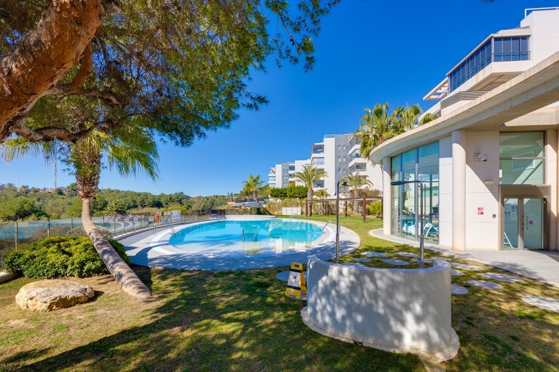 Resale - Apartment - Orihuela Costa - Villamartin