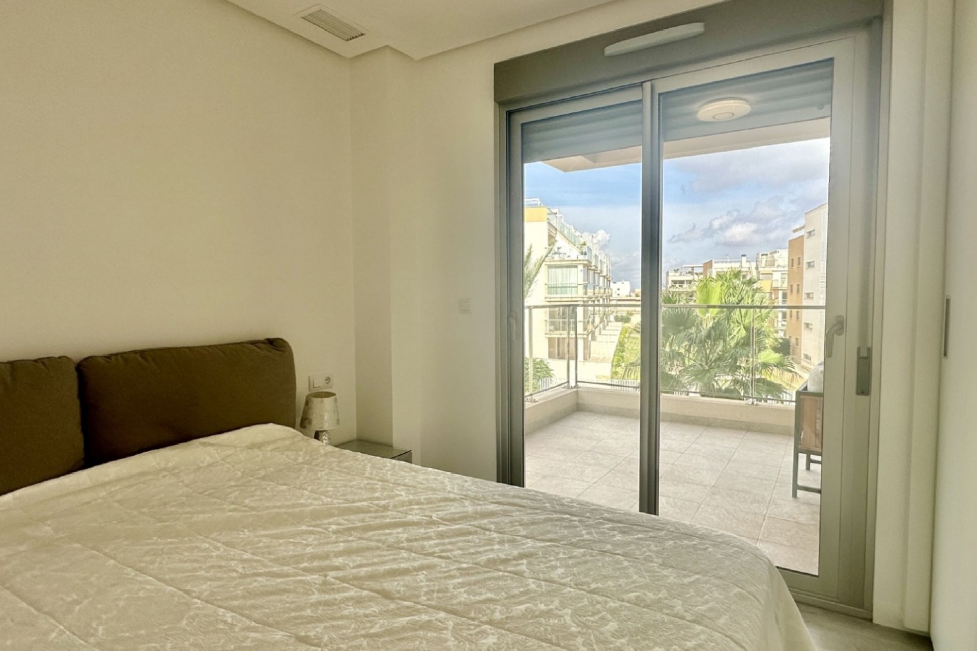 Resale - Apartment - Orihuela Costa - Villamartin