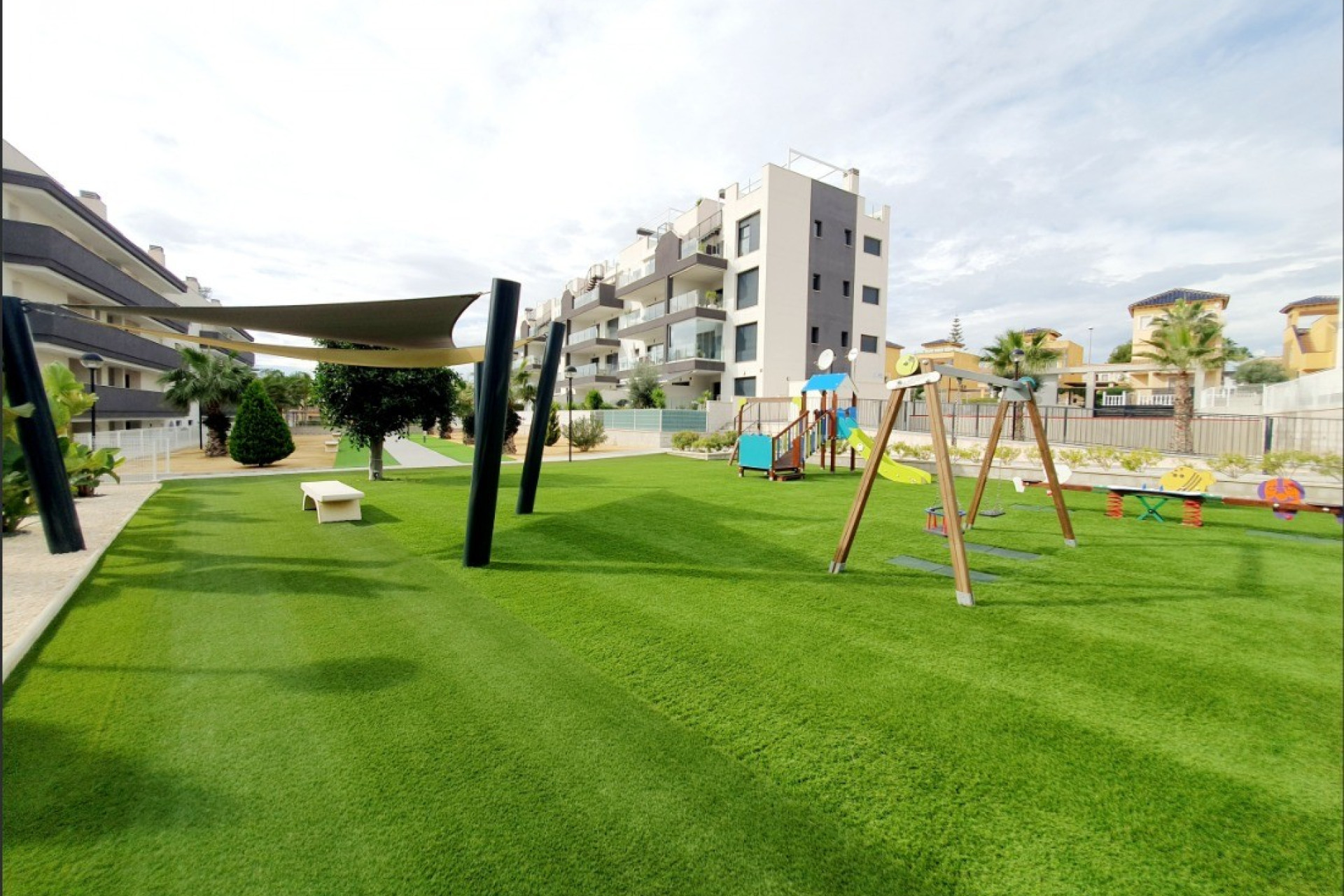 Resale - Apartment - Orihuela Costa - Villamartín