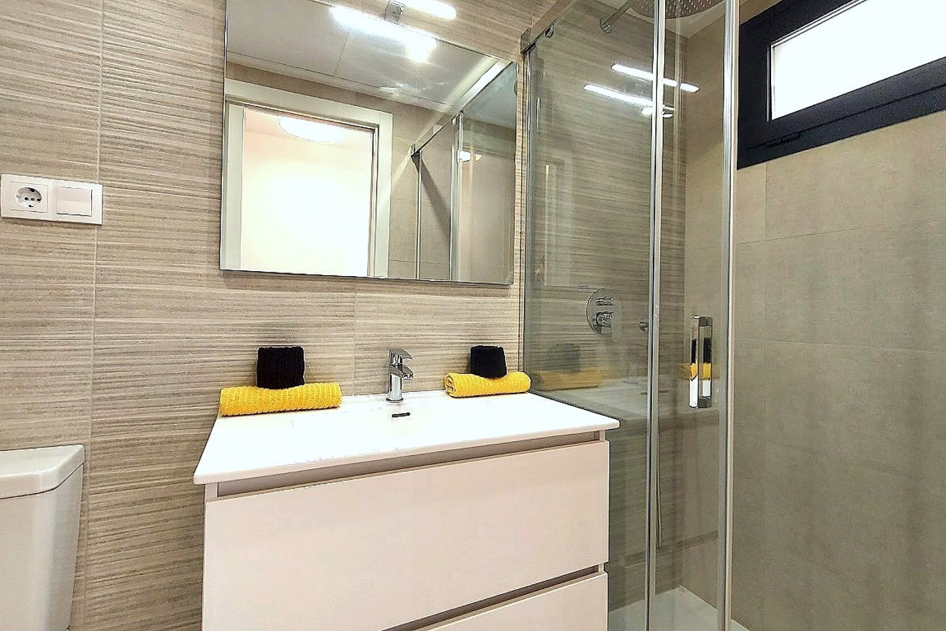 Resale - Apartment - Orihuela Costa - Villamartin