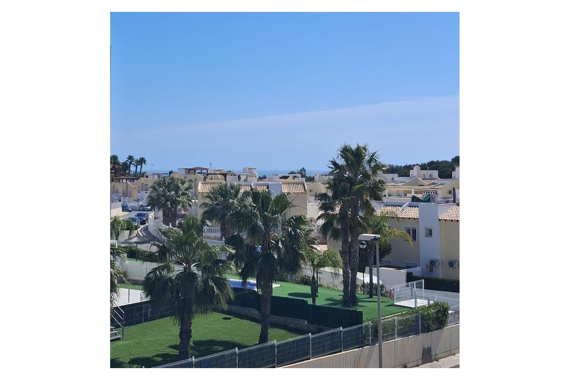 Resale - Apartment - Orihuela Costa - Villamartin
