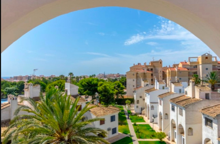Resale - Apartment - Penthouse - Torrevieja - Calas blanca