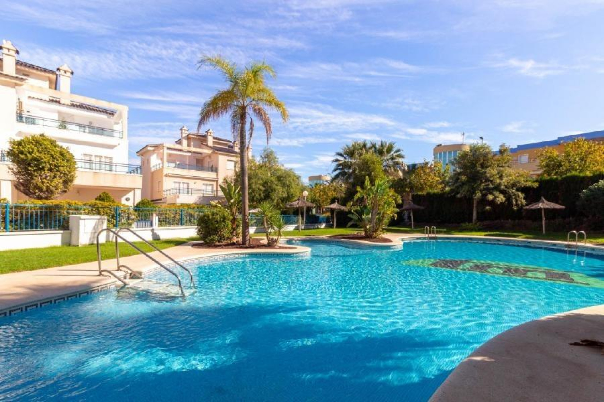 Resale - Apartment - Pilar de la Horadada - Pueblo Latino