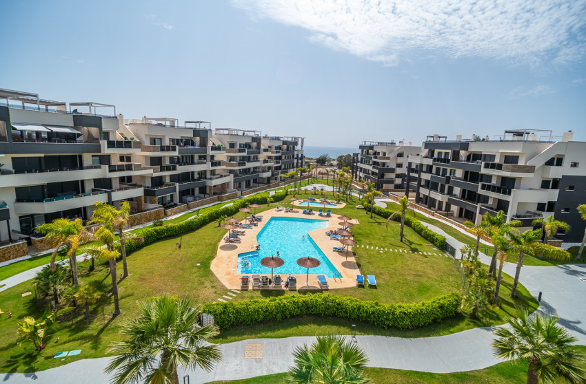 Resale - Apartment - PLAYA FLAMENCA