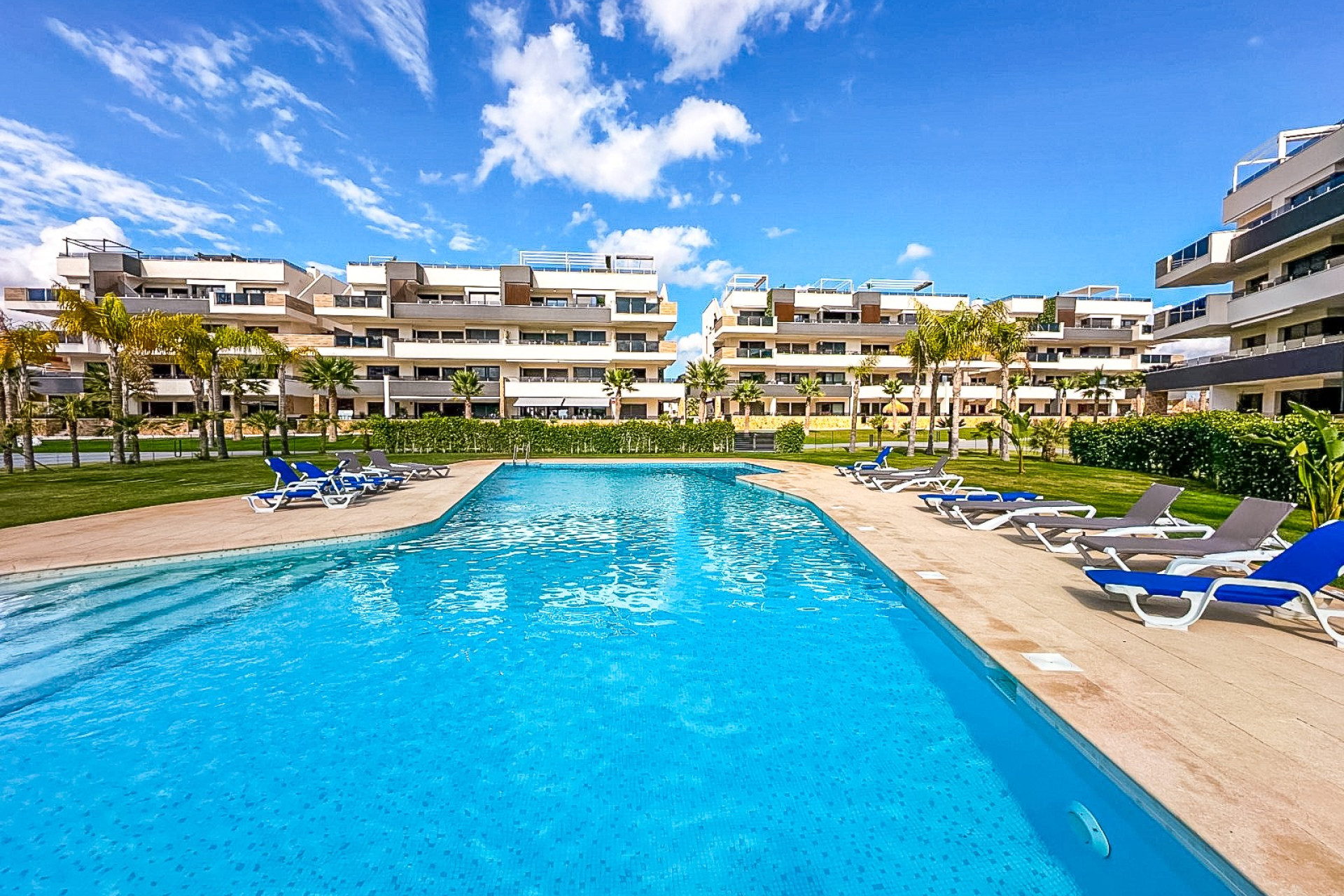 Resale - Apartment - PLAYA FLAMENCA
