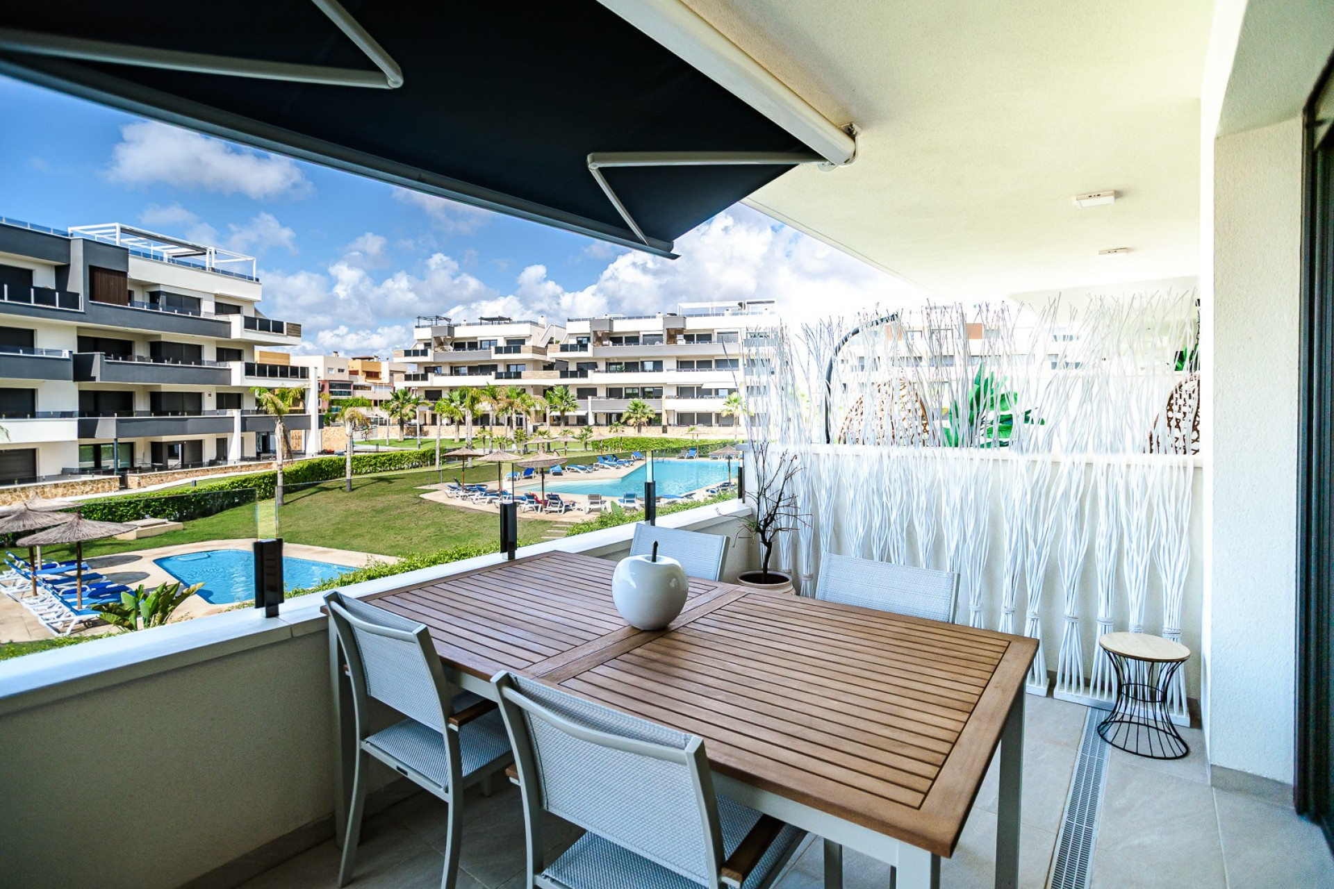 Resale - Apartment - PLAYA FLAMENCA