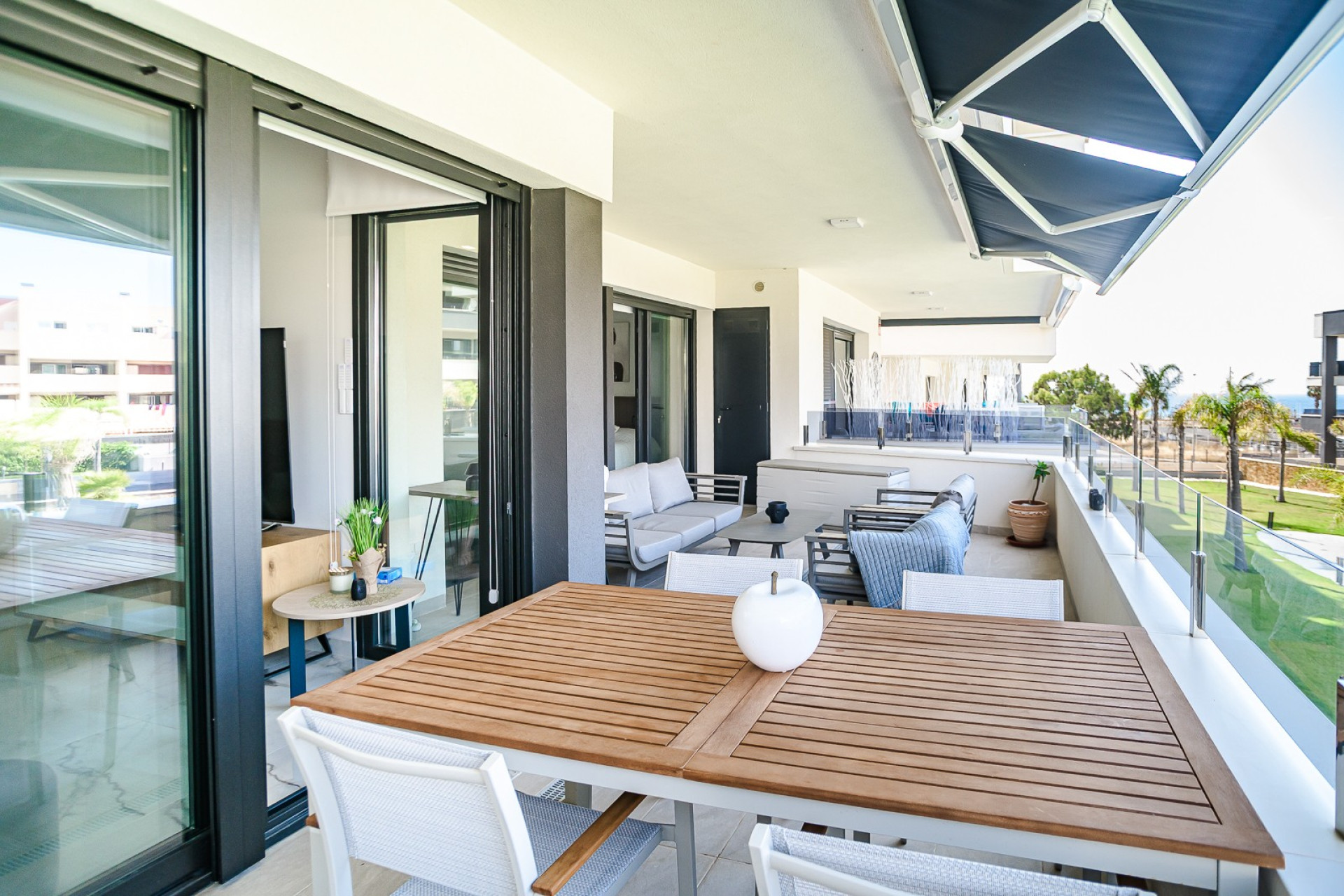 Resale - Apartment - PLAYA FLAMENCA