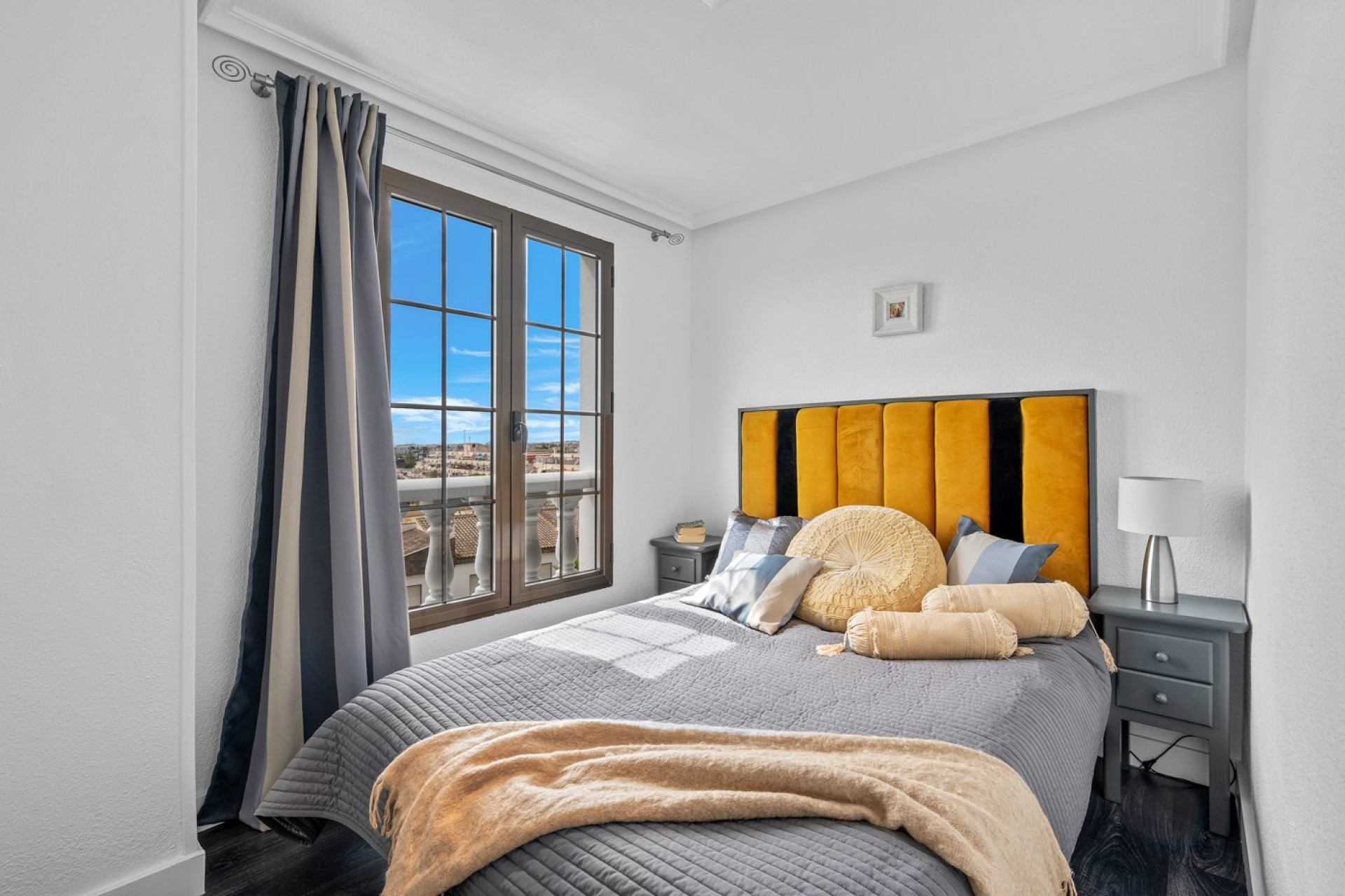 Resale - Apartment - Punta Prima