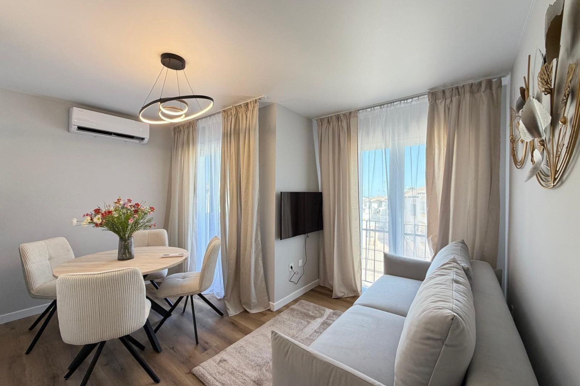 Resale - Apartment - San Miguel de Salinas - 03193