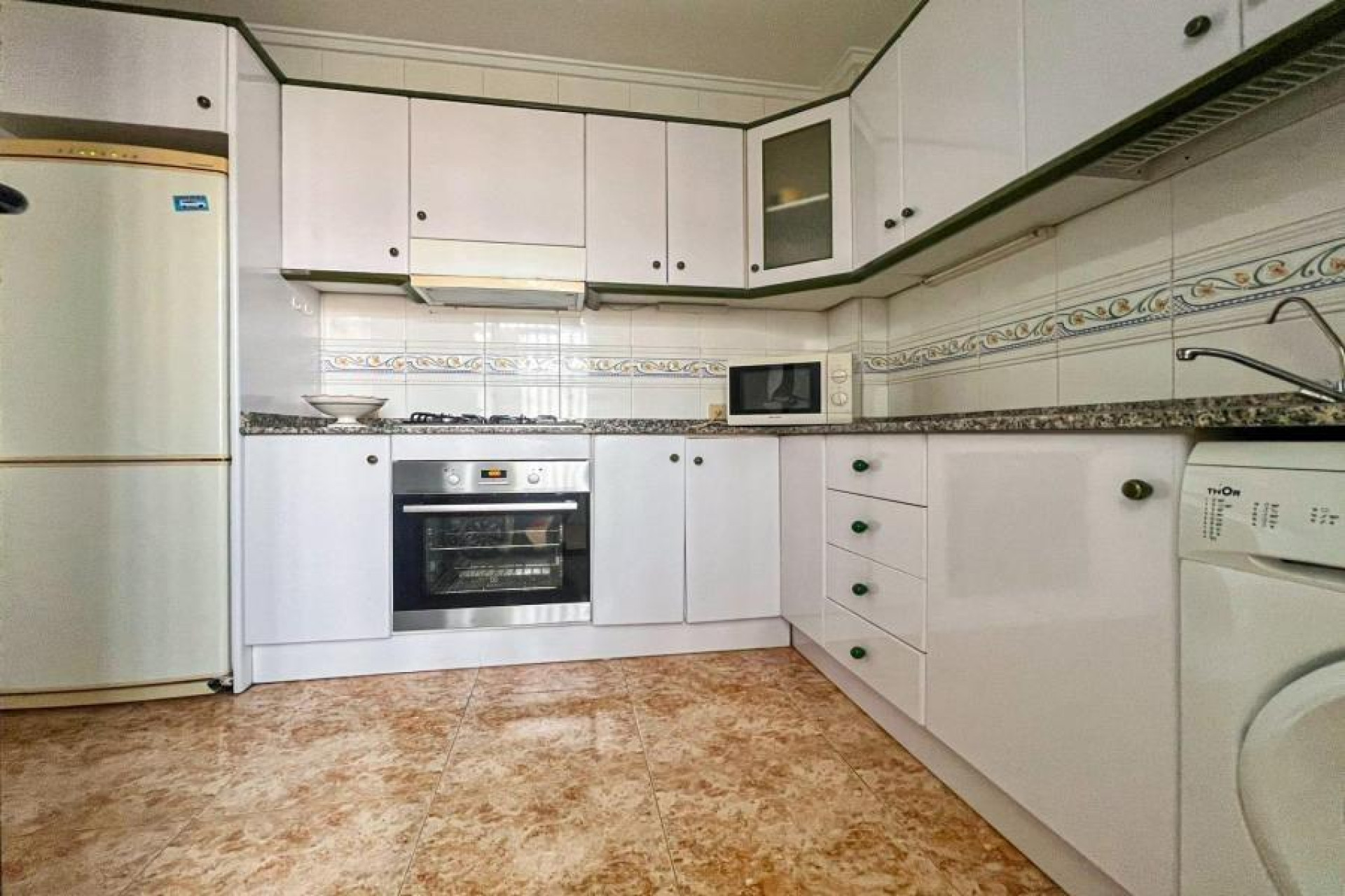 Resale - Apartment - San Miguel de Salinas - Pueblo