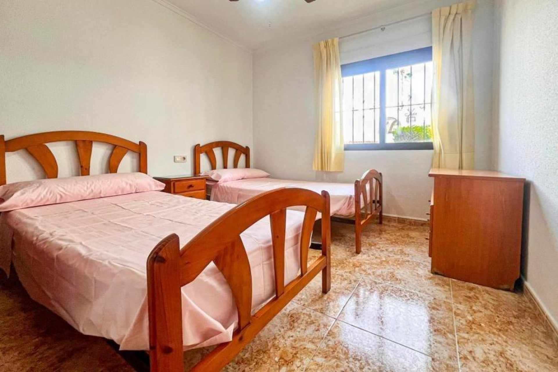 Resale - Apartment - San Miguel de Salinas - Pueblo