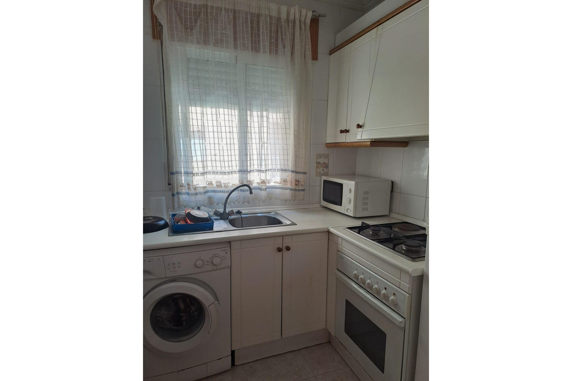 Resale - Apartment - Torrevieja - Acequion