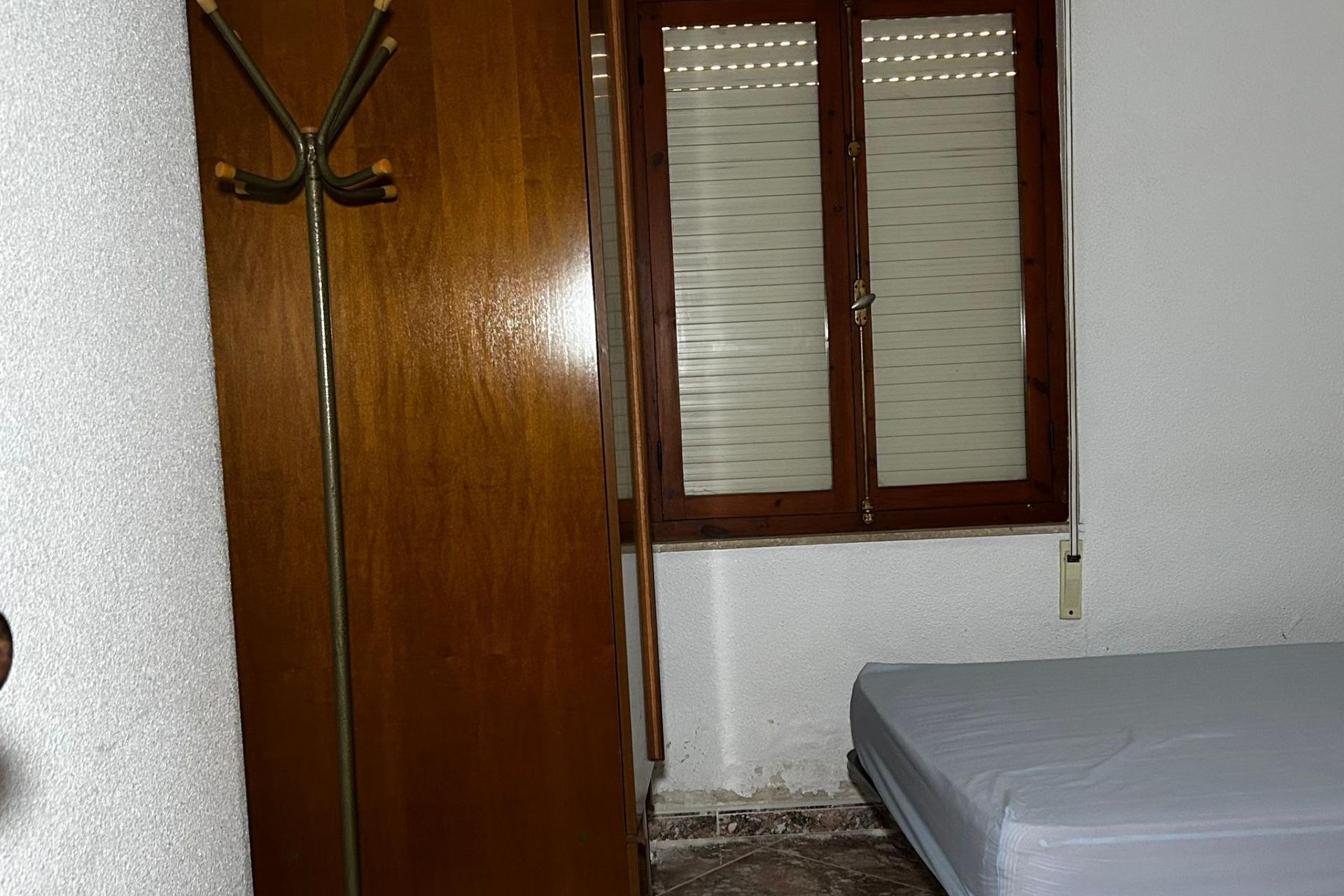 Resale - Apartment - Torrevieja - Acequion