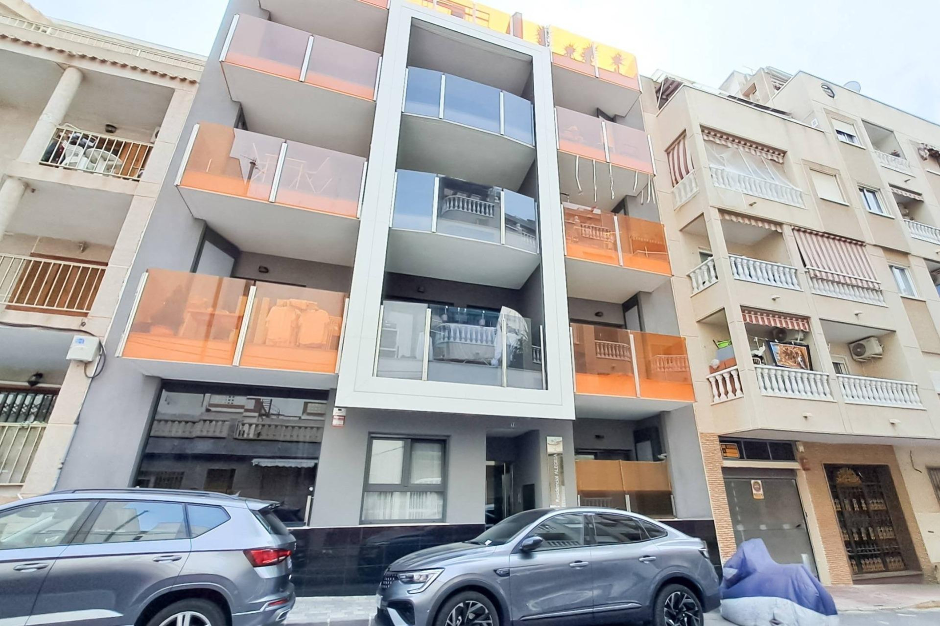 Resale - Apartment - Torrevieja - Acequion