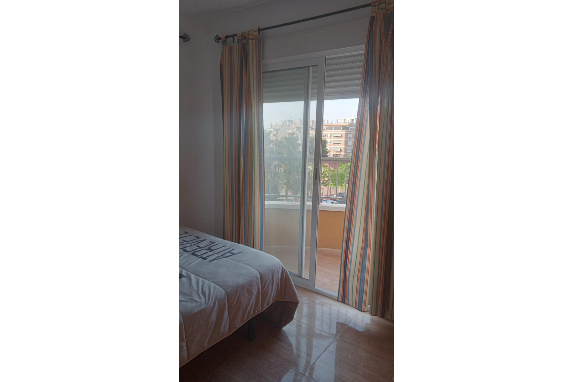 Resale - Apartment - Torrevieja - Acequion