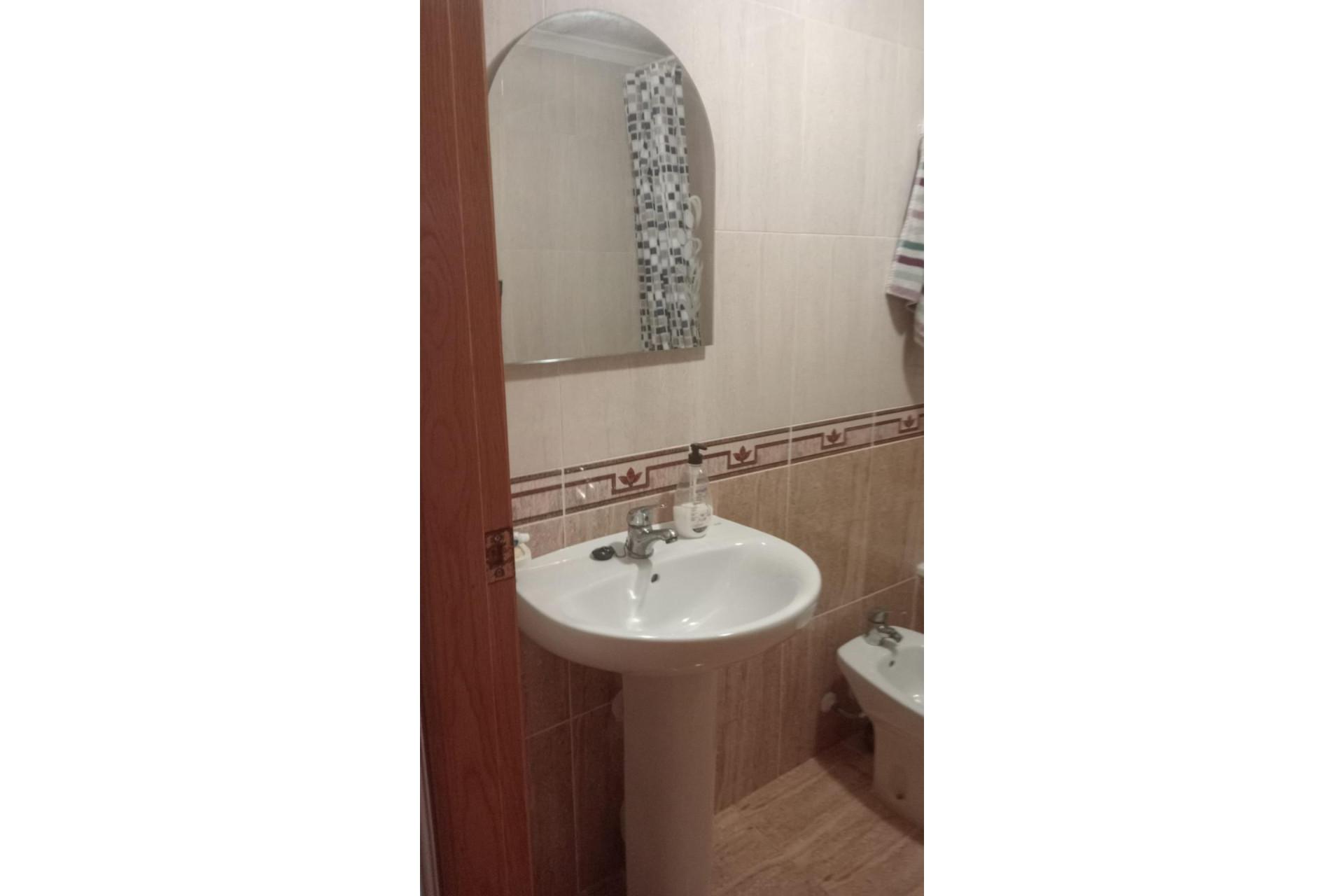 Resale - Apartment - Torrevieja - Acequion