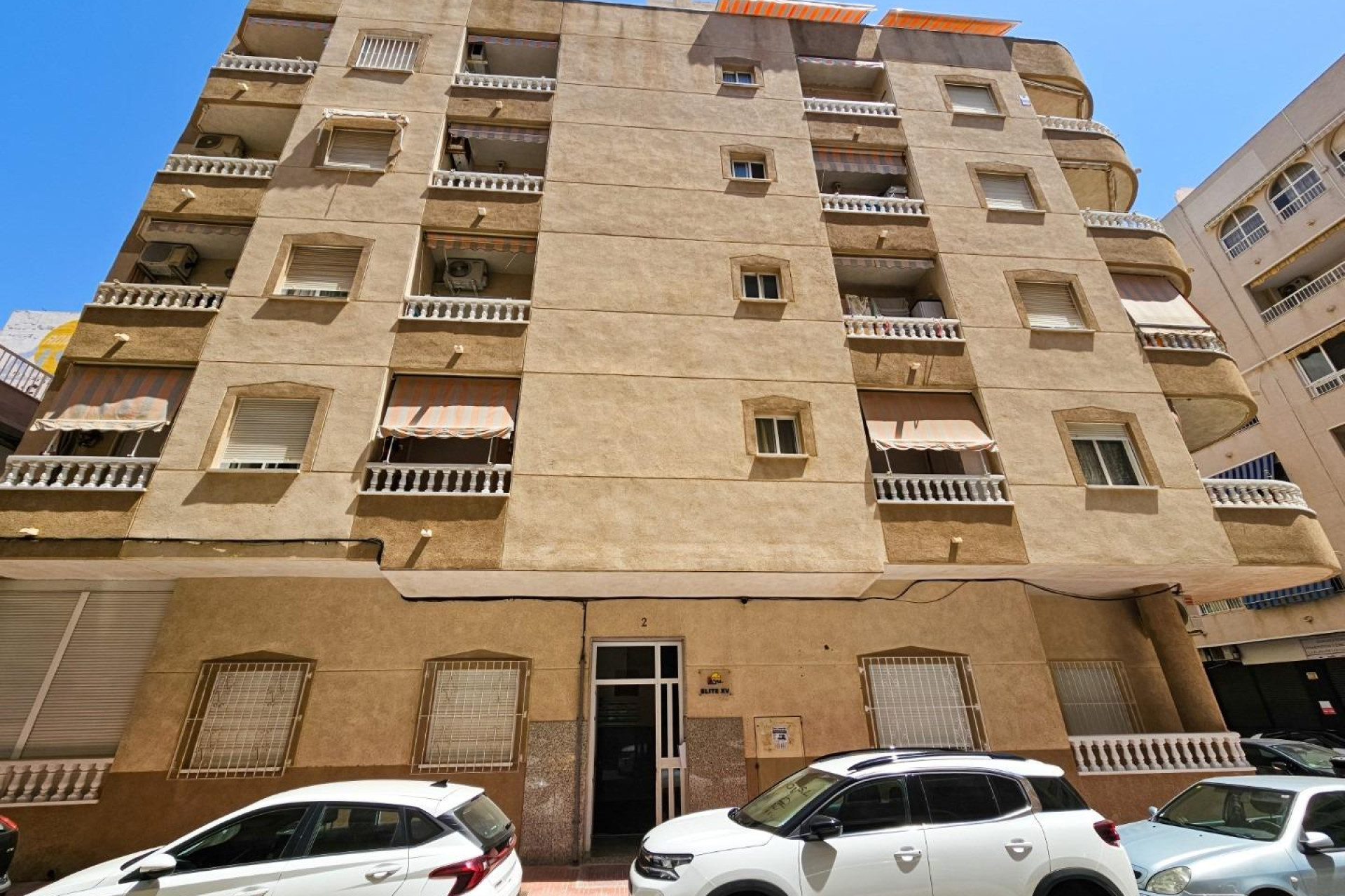 Resale - Apartment - Torrevieja - Acequion