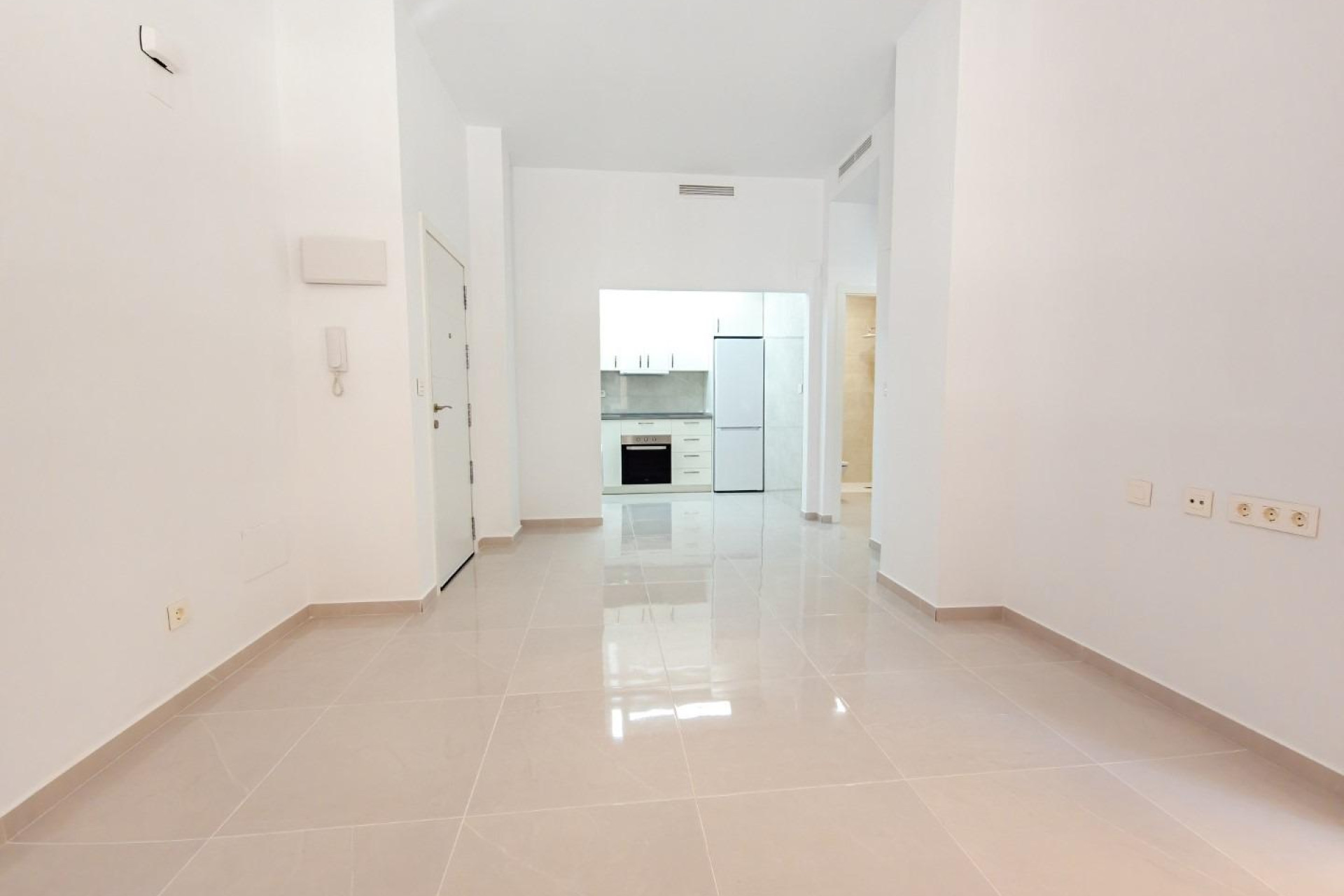 Resale - Apartment - Torrevieja - Acequion