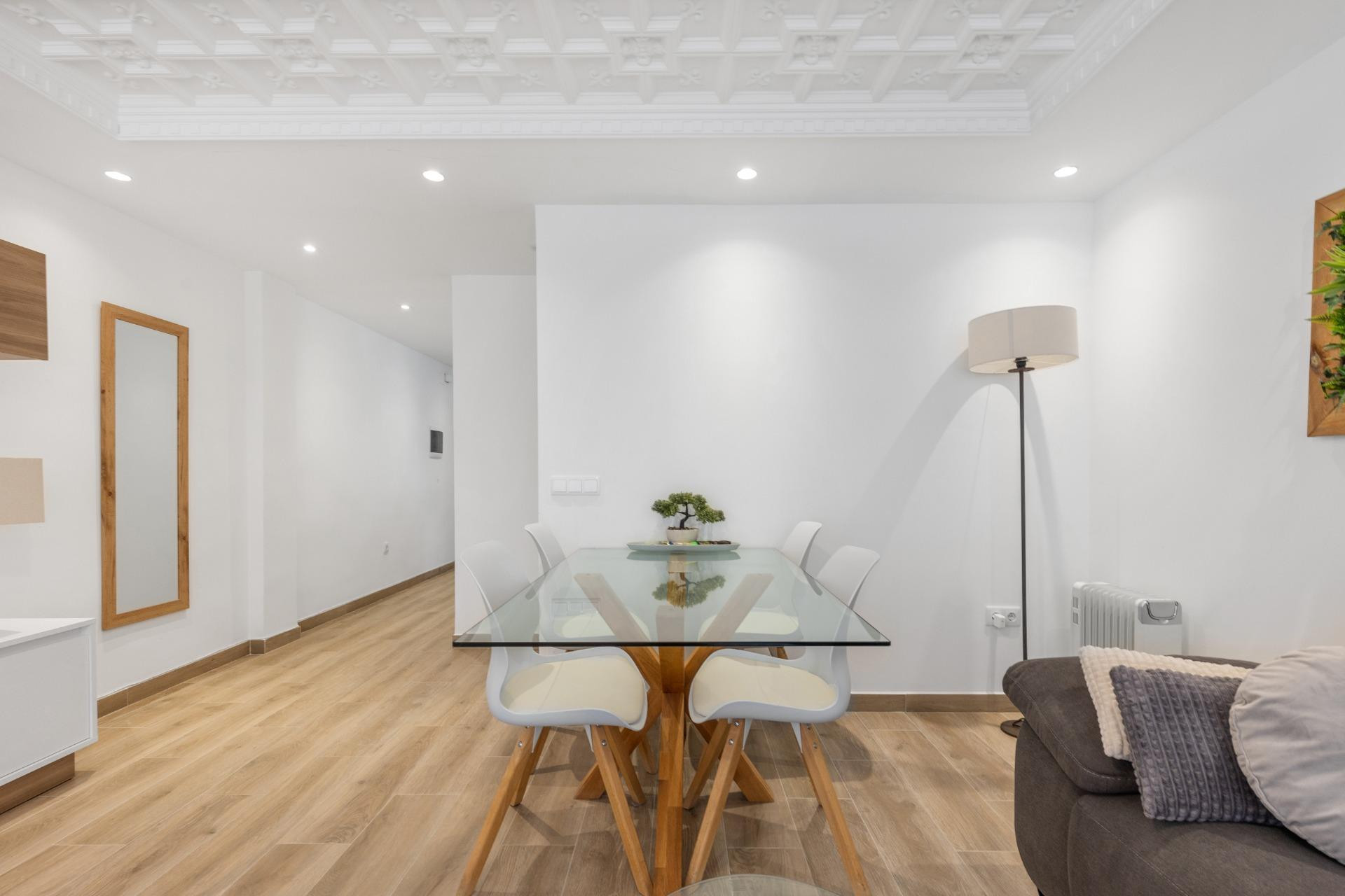 Resale - Apartment - Torrevieja - Acequion