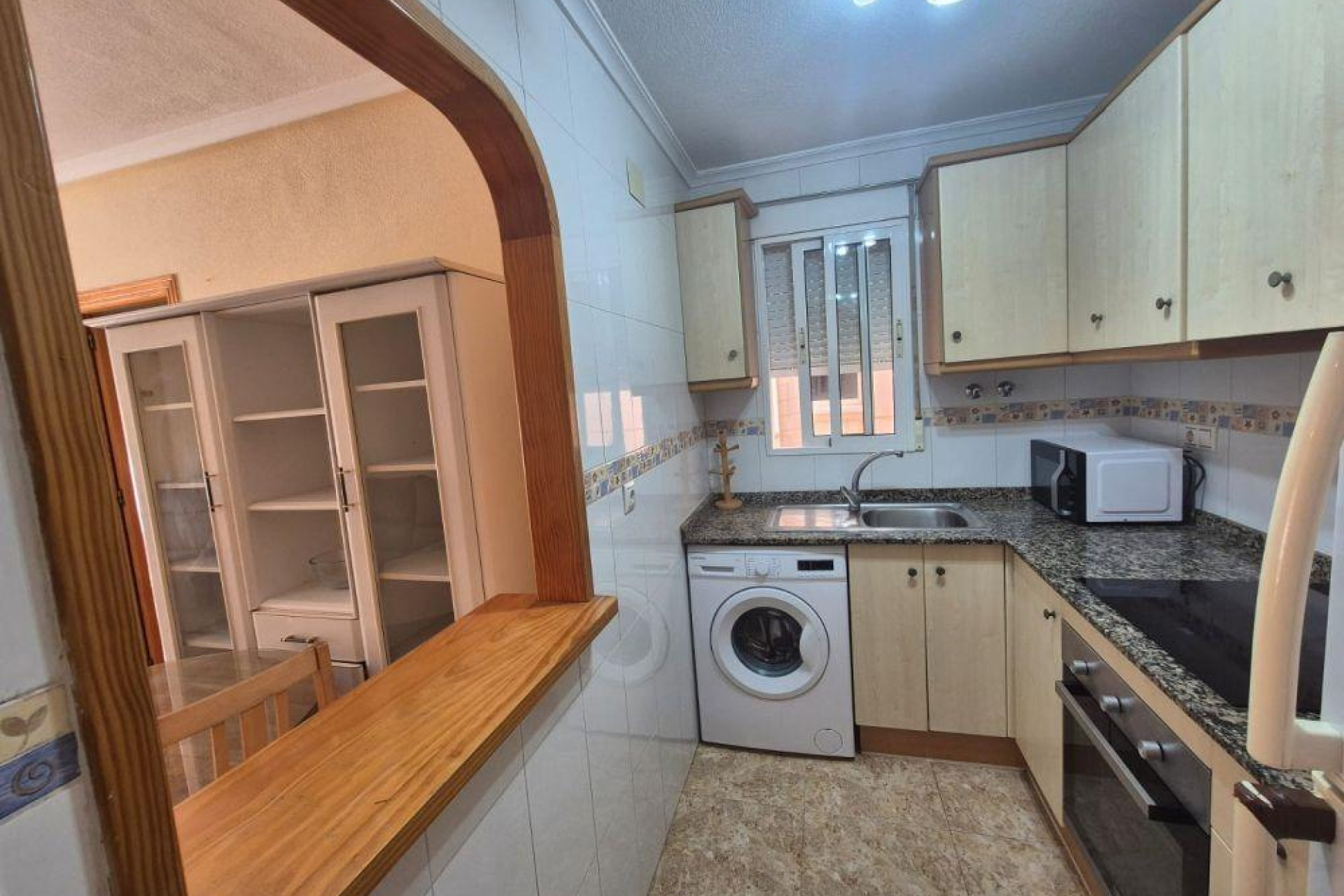 Resale - Apartment - Torrevieja - Acequion