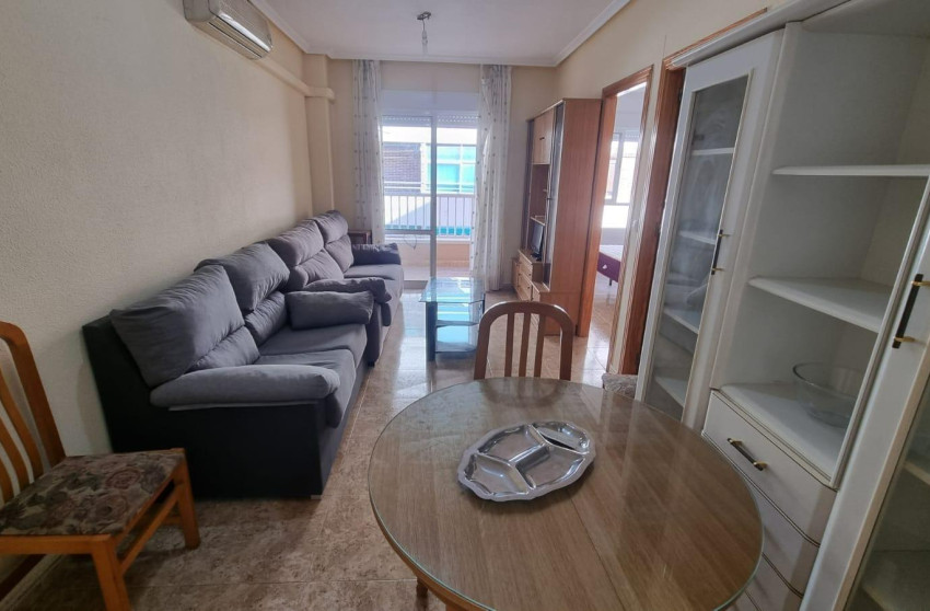 Resale - Apartment - Torrevieja - Acequion