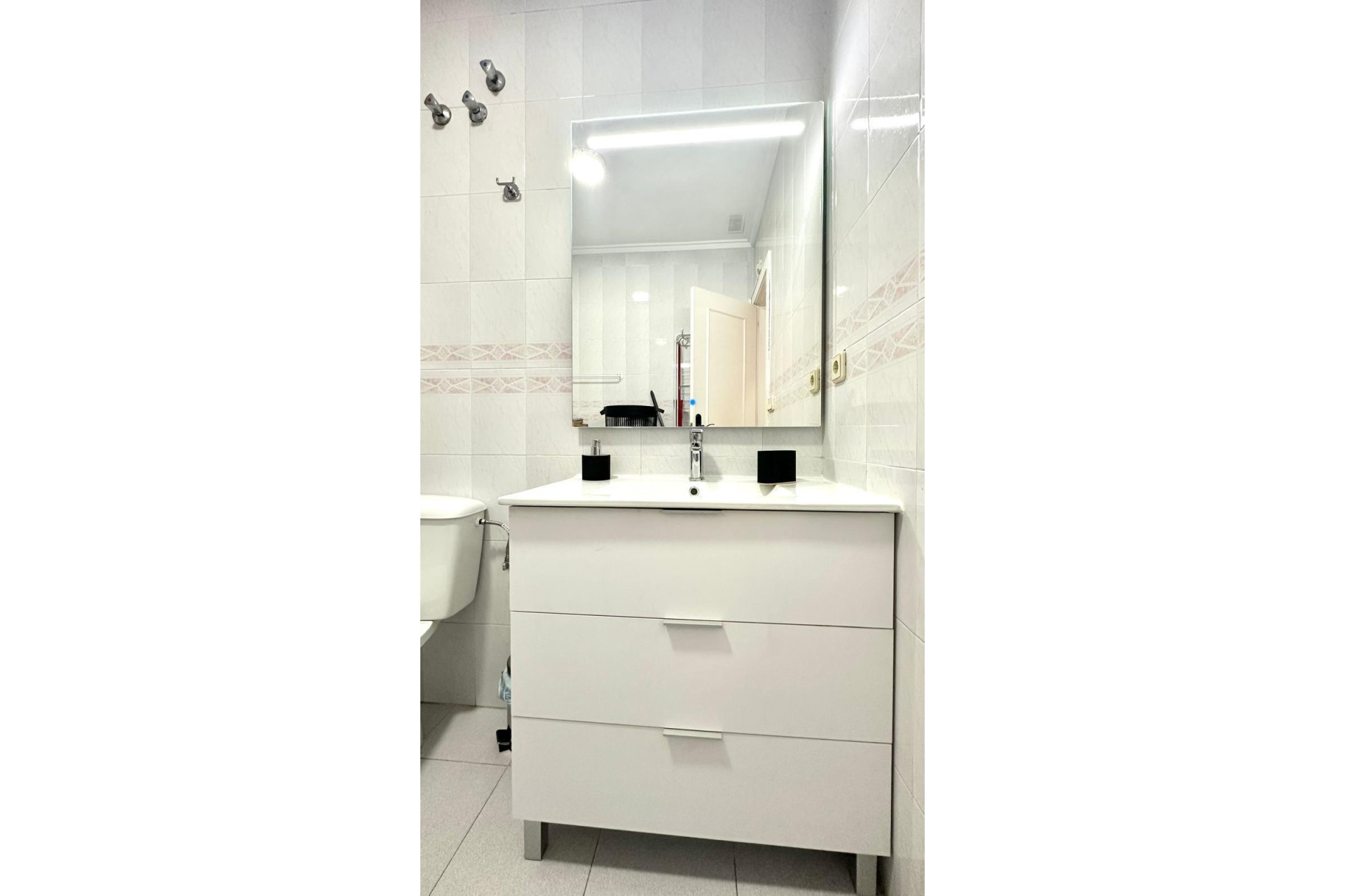 Resale - Apartment - Torrevieja - Acequion