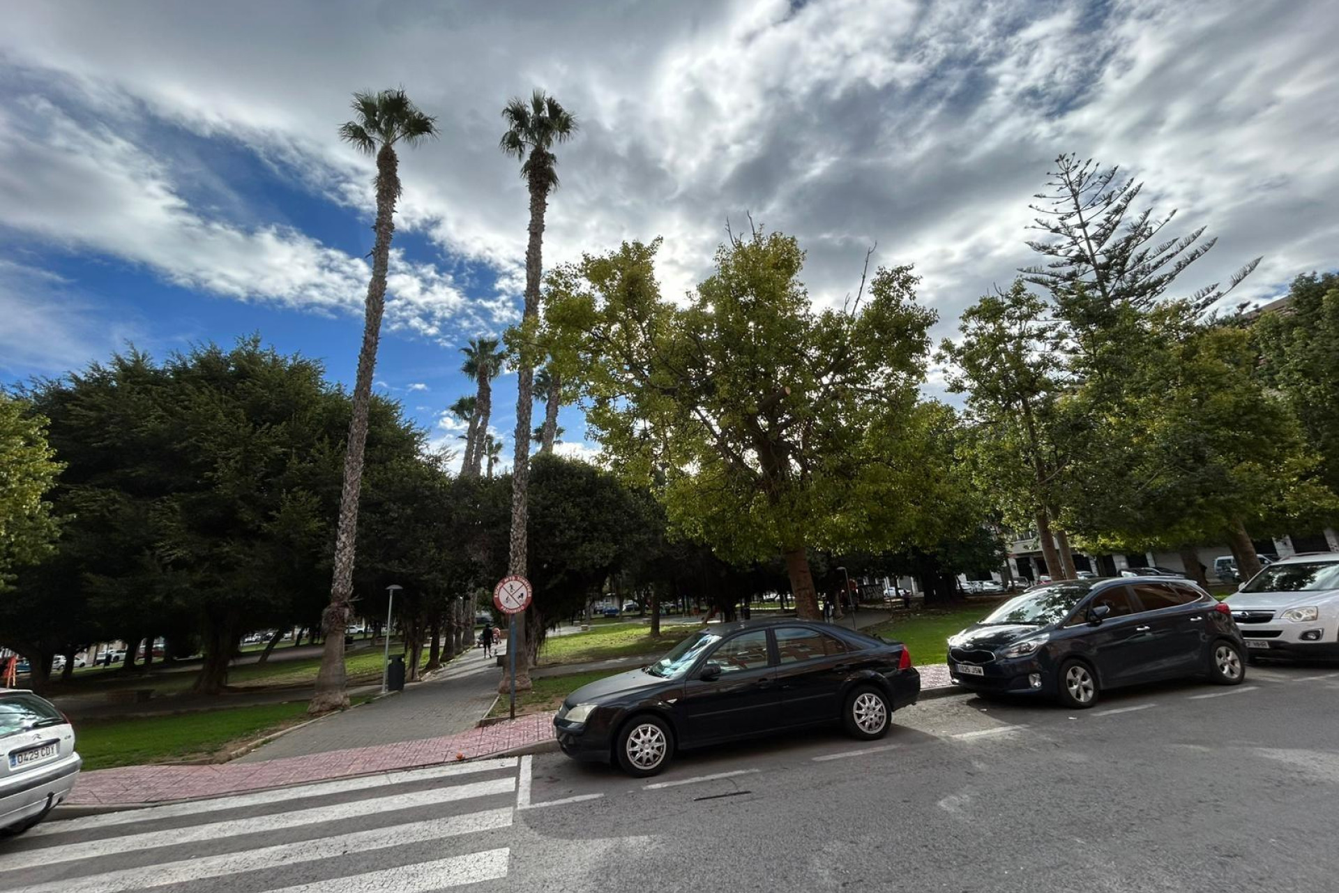 Resale - Apartment - Torrevieja - Acequion