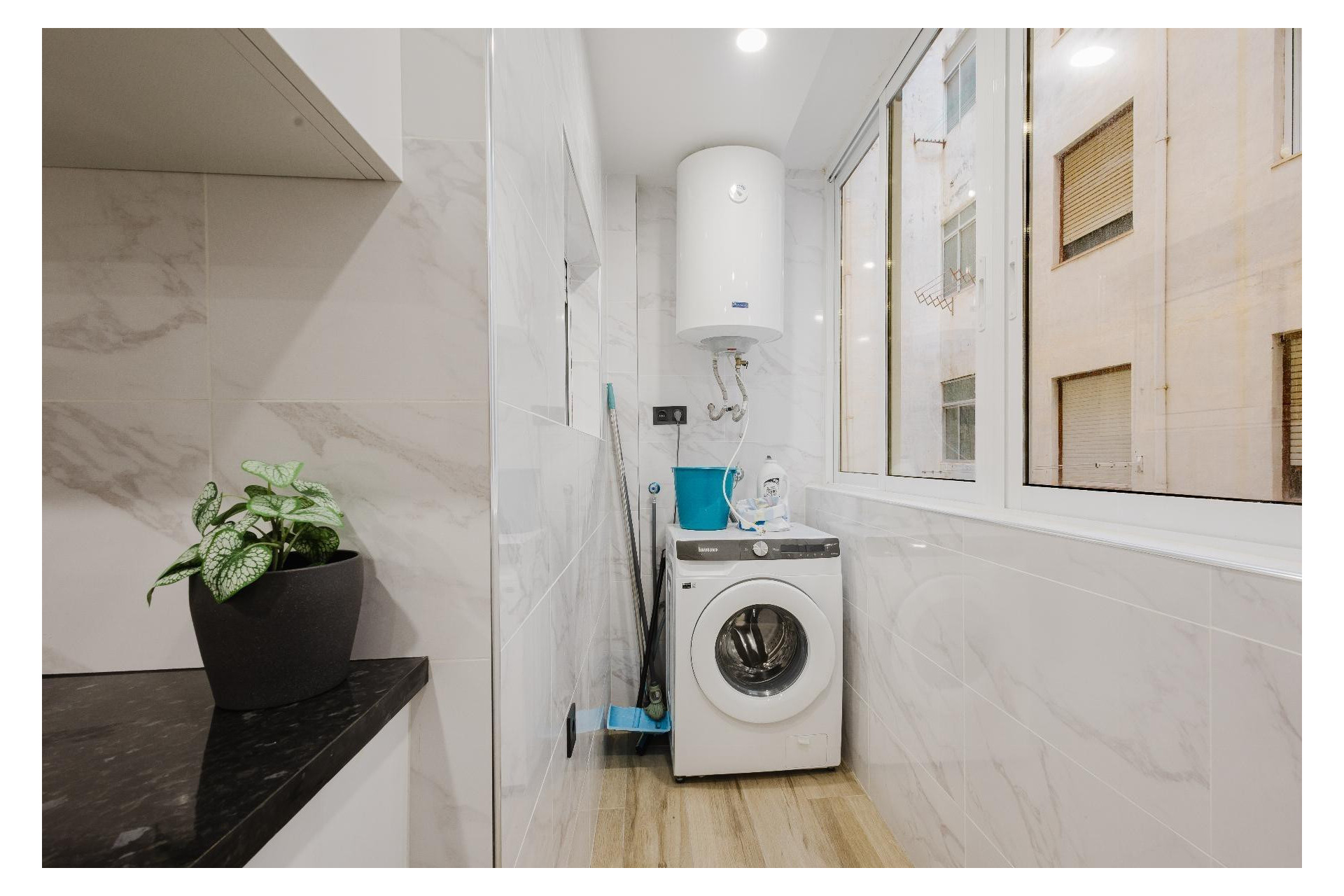 Resale - Apartment - Torrevieja - Acequion