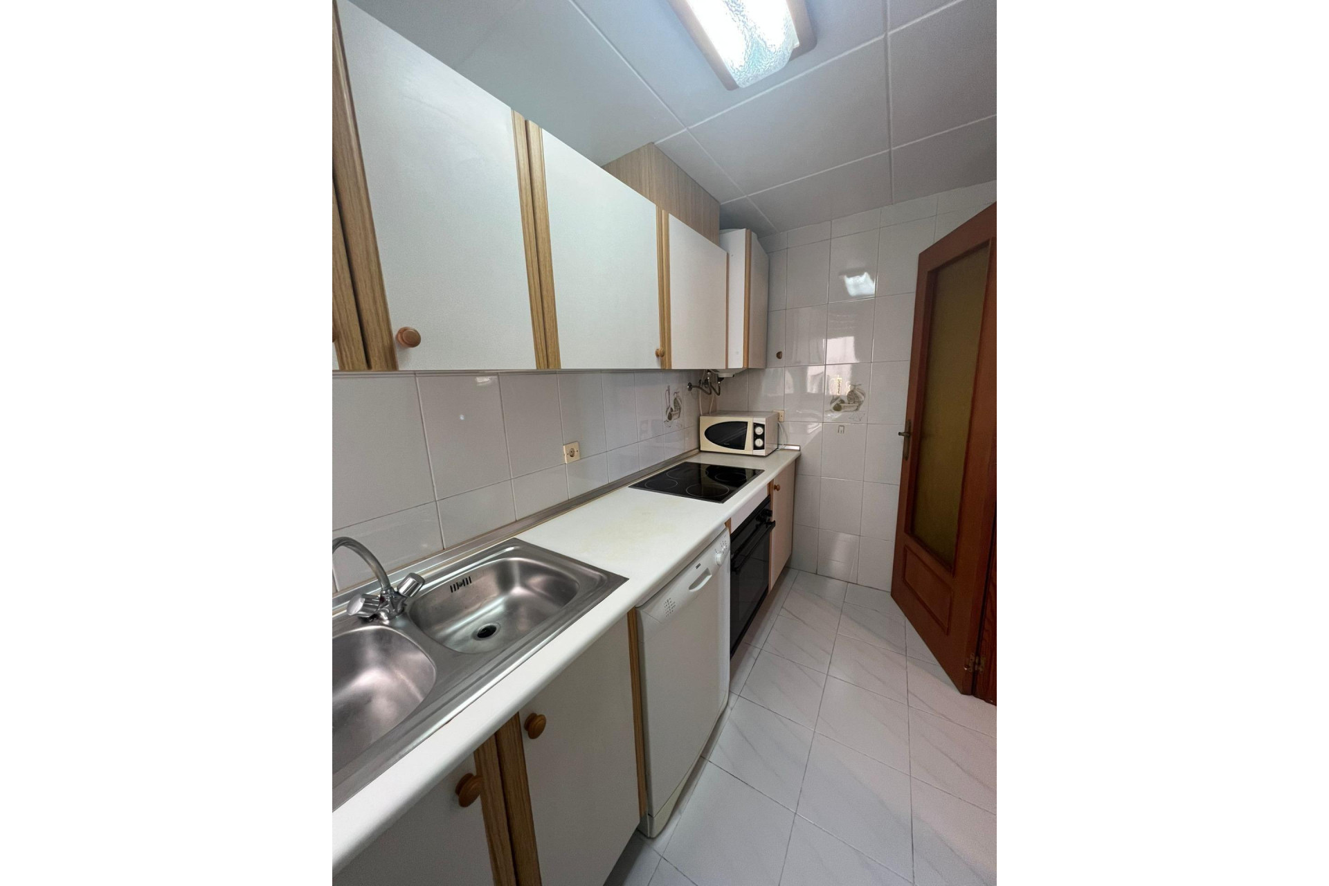 Resale - Apartment - Torrevieja - Acequion