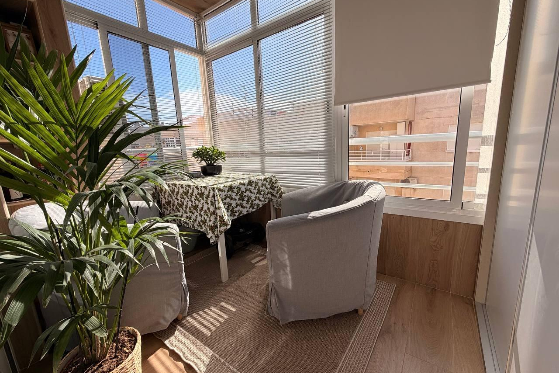 Resale - Apartment - Torrevieja - Acequion