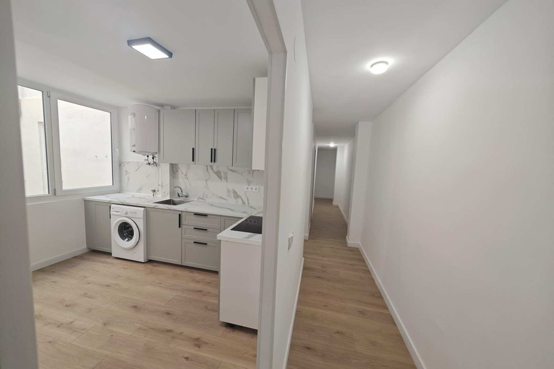 Resale - Apartment - Torrevieja - Acequion