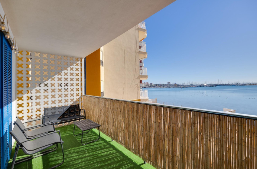 Resale - Apartment - Torrevieja - Acequion