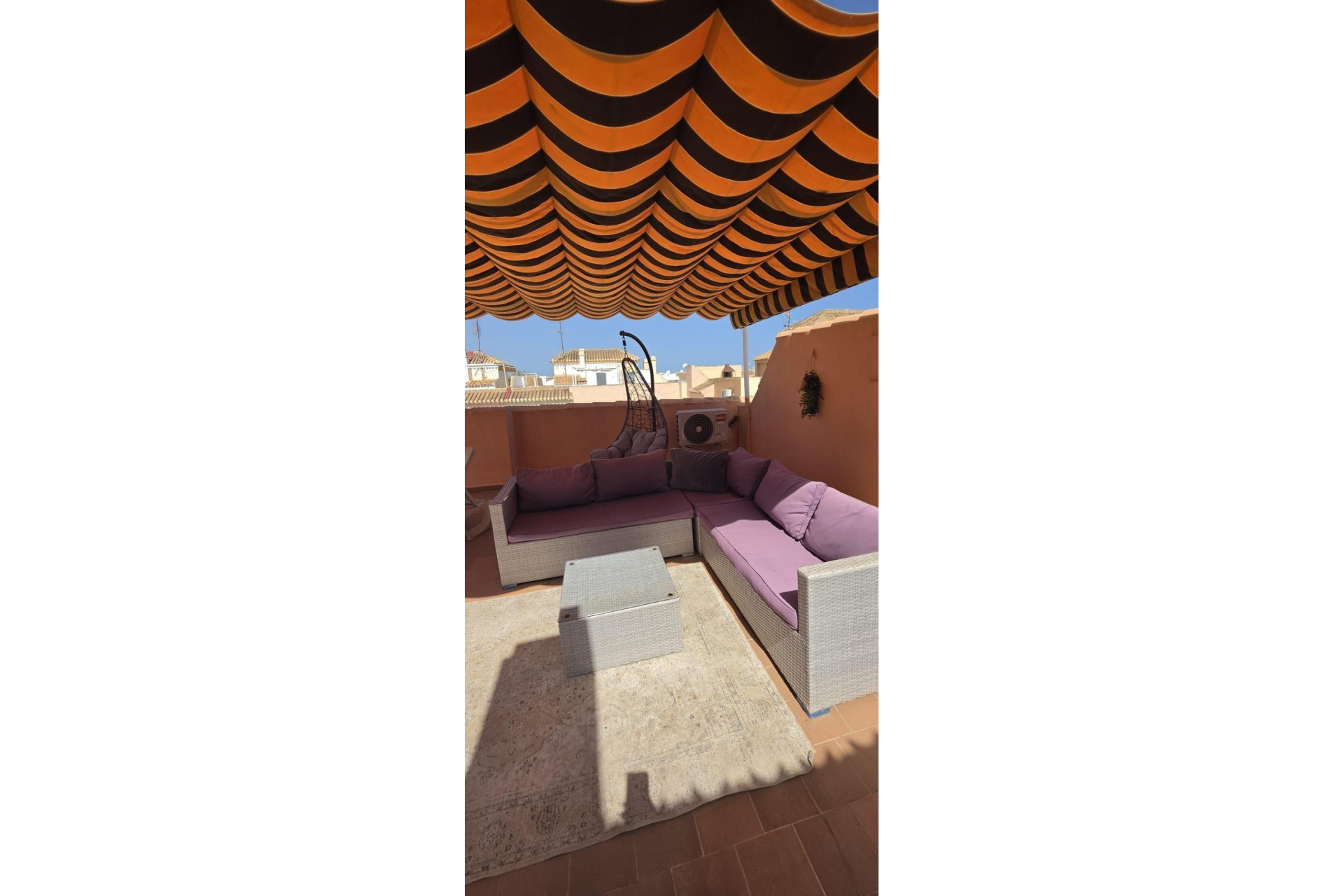 Resale - Apartment - Torrevieja - Acequion