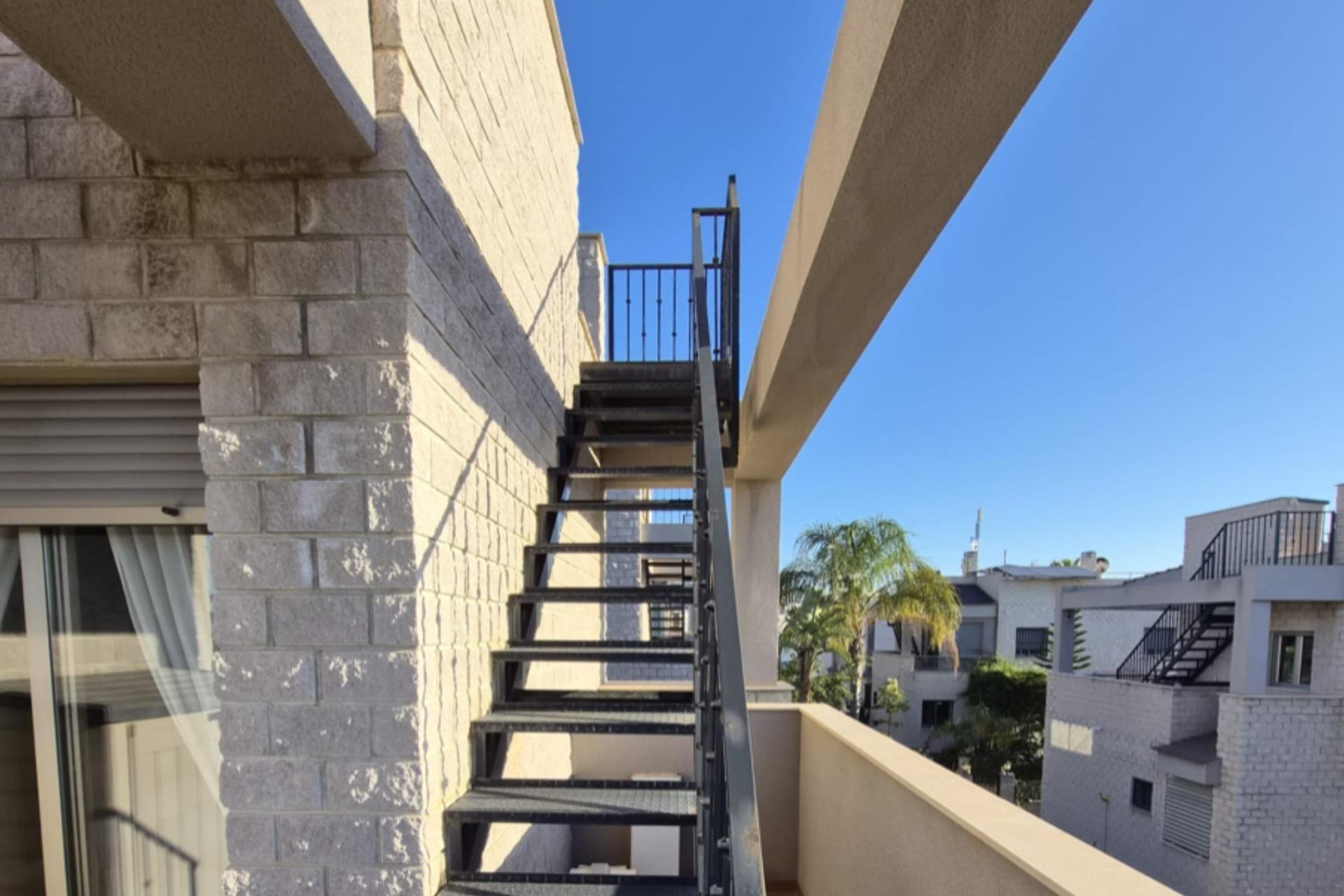 Resale - Apartment - Torrevieja - Aguas Nuevas