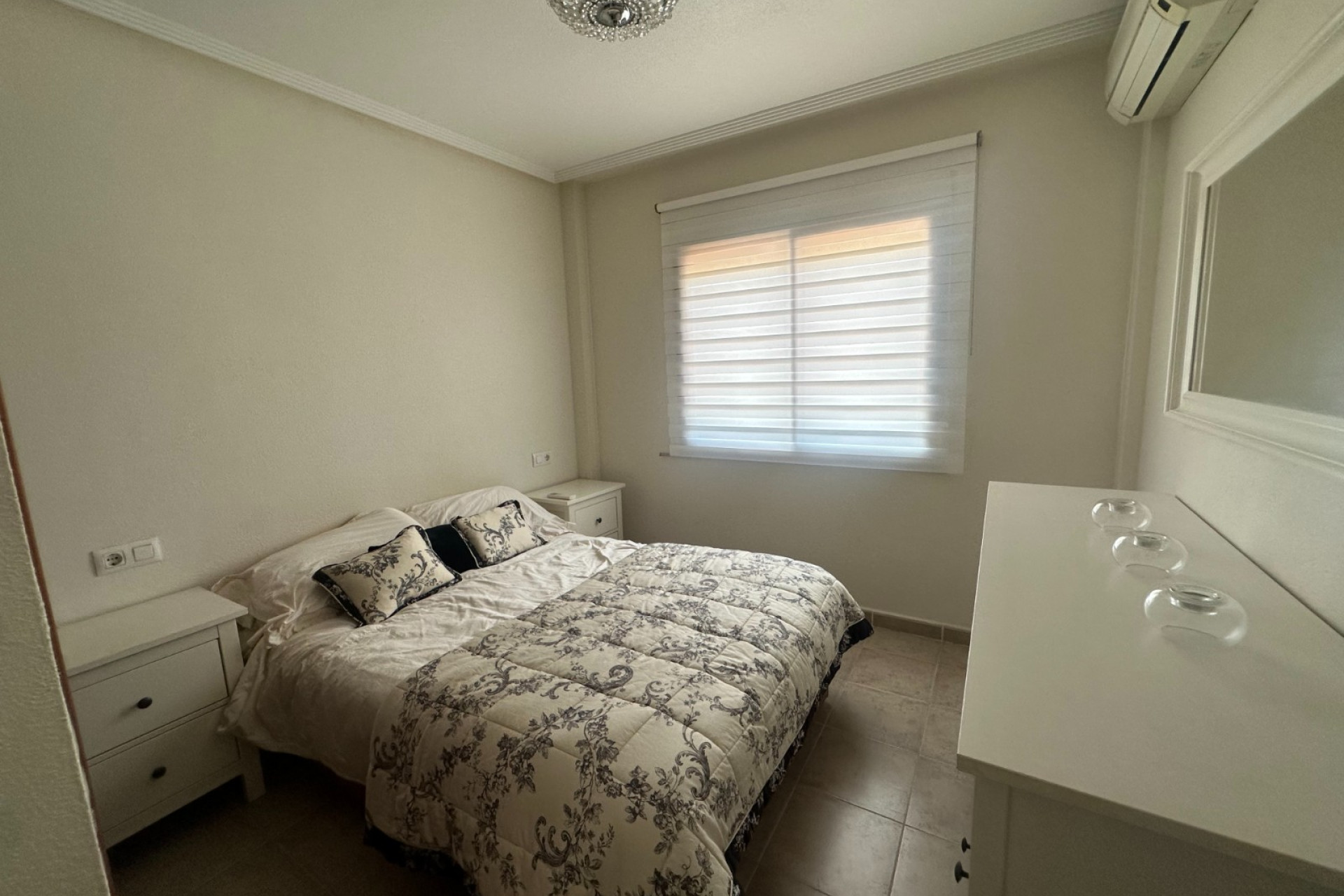 Resale - Apartment - Torrevieja - Aguas Nuevas