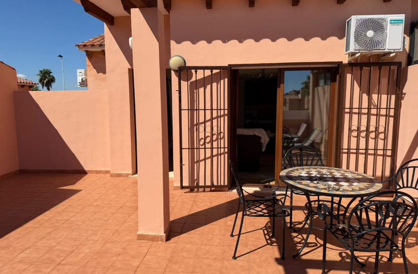 Resale - Apartment - Torrevieja - Aguas Nuevas