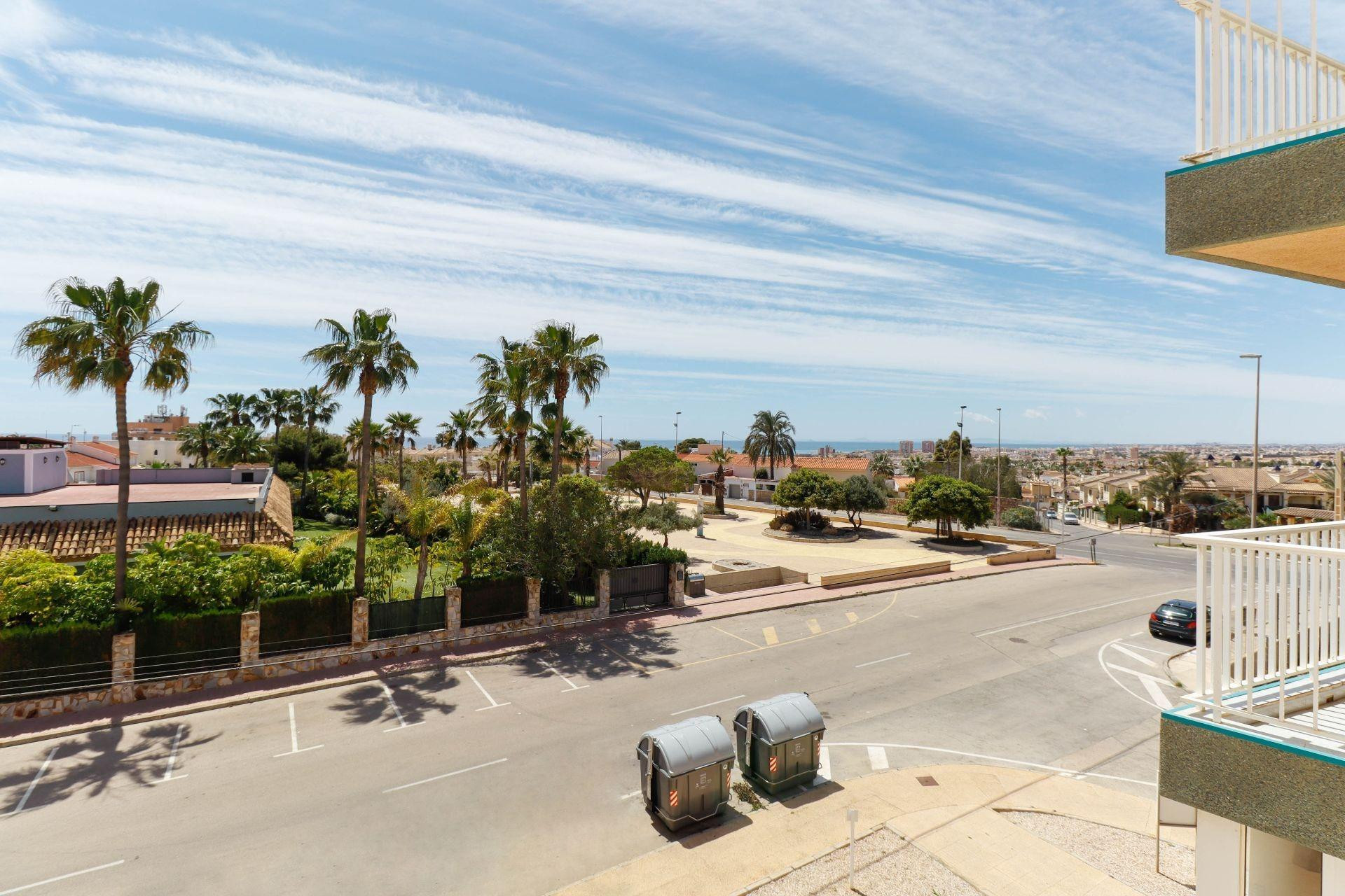 Resale - Apartment - Torrevieja - Cabo cervera